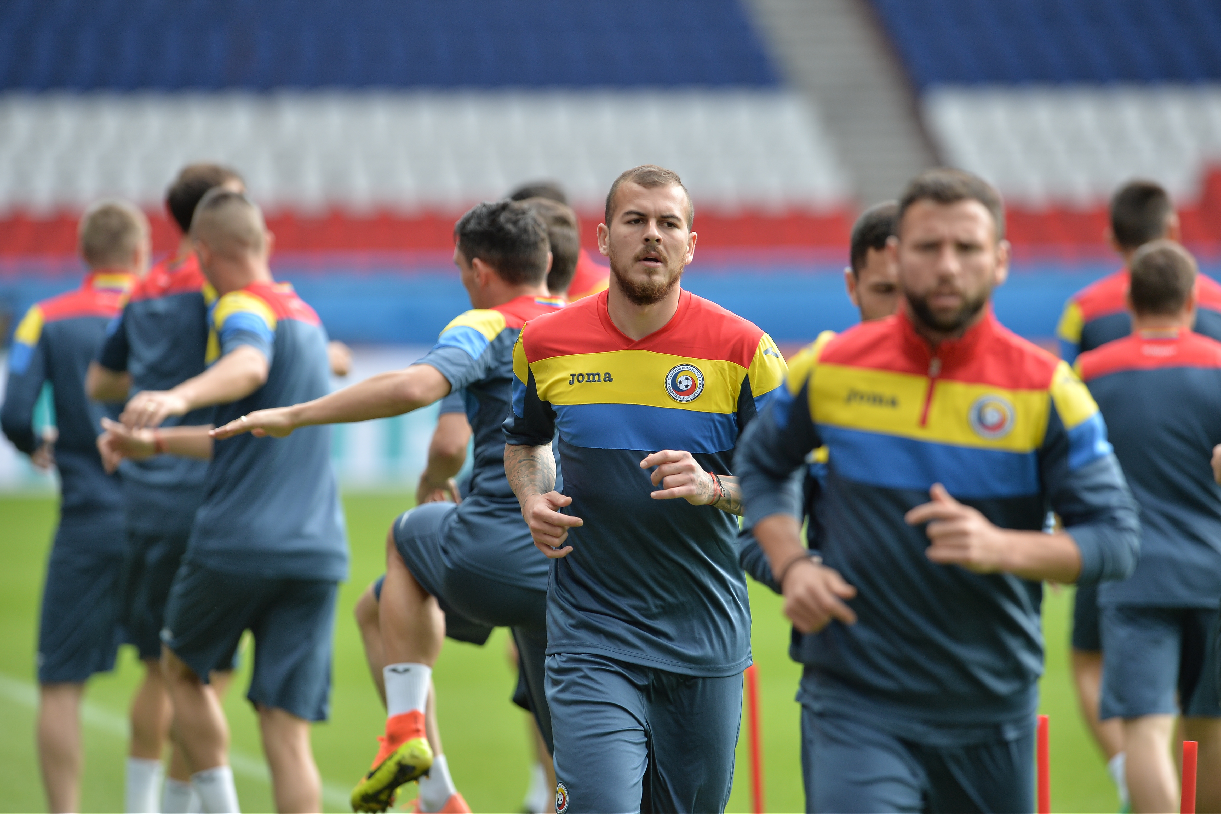 România - Elveția 1-1. Leșin după pauză! Stancu a deschis scorul din penalty, Mehmedi e egalat. Ne-am calificat la decisivul cu Albania!/ BLOG&FOTO&VIDEO