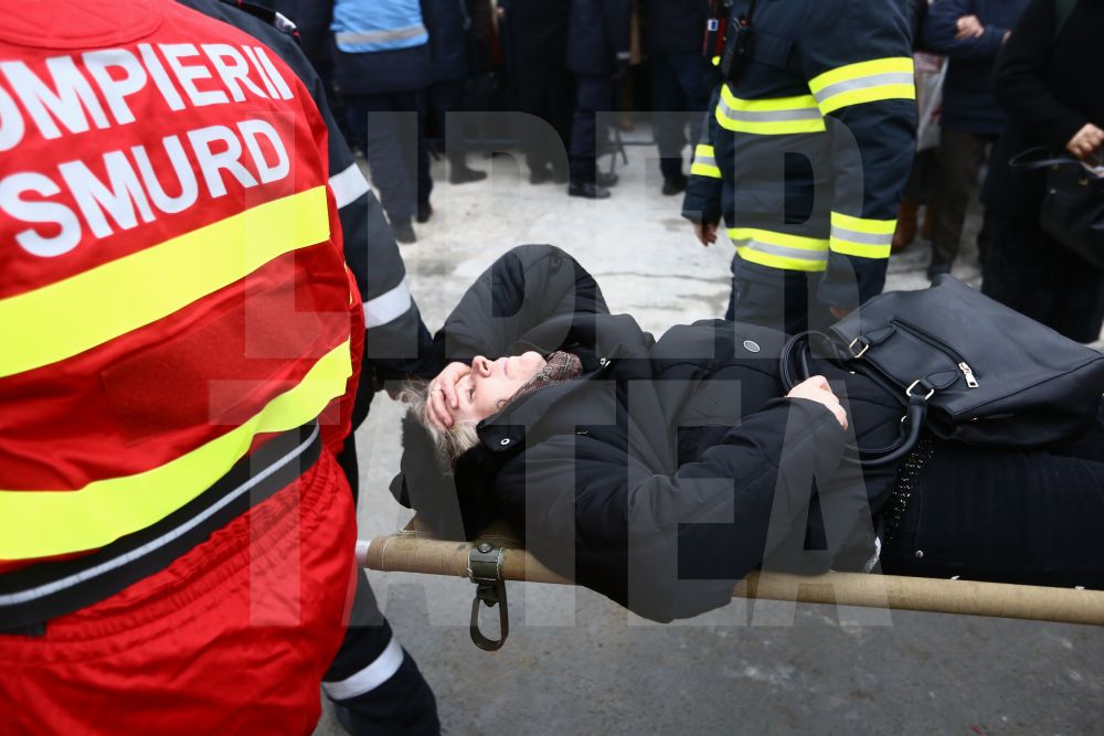 Cel puțin 83 de enoriași au avut nevoie de îngrijiri medicale la sfințirea Catedralei Mântuirii Neamului. Cei mai mulți au leșinat