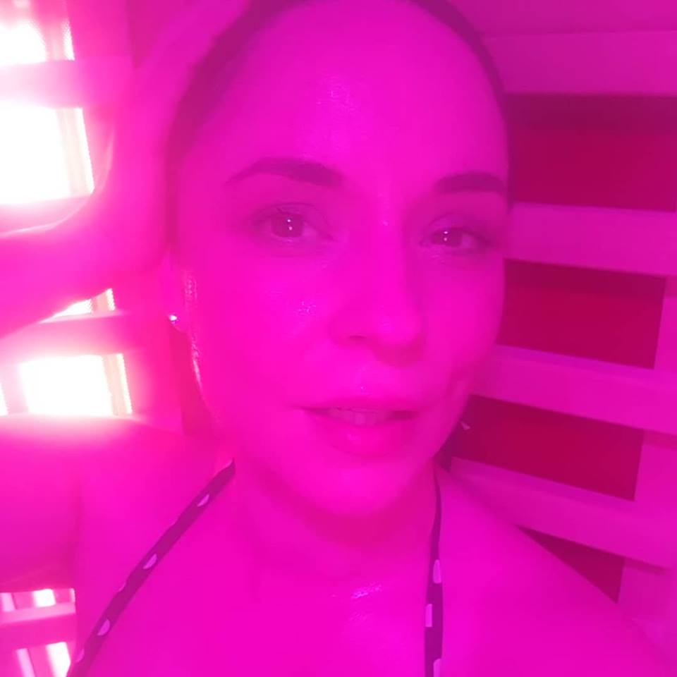 Cea mai sexy ipostază cu Andreea Marin. Și-a pus cel mai decoltat sutien la saună | FOTO