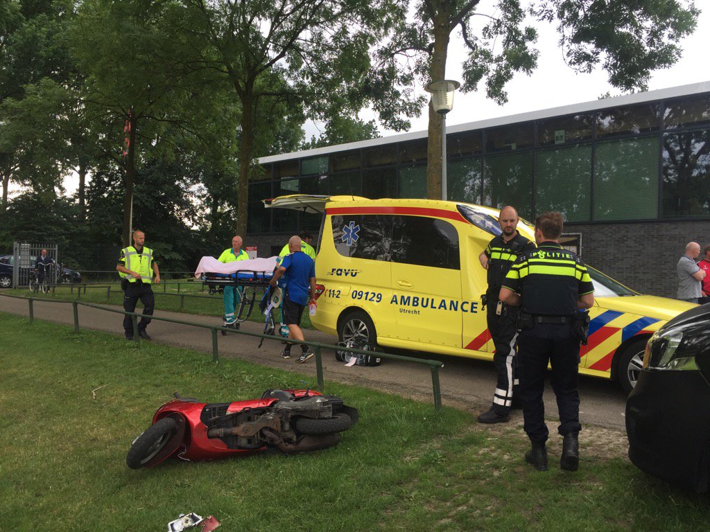 Panică la FC Utrecht. La șase ani de la drama lui Neșu, un fotbalist a ajuns la spital după ce a fost lovit de un scuter în baza de antrenament