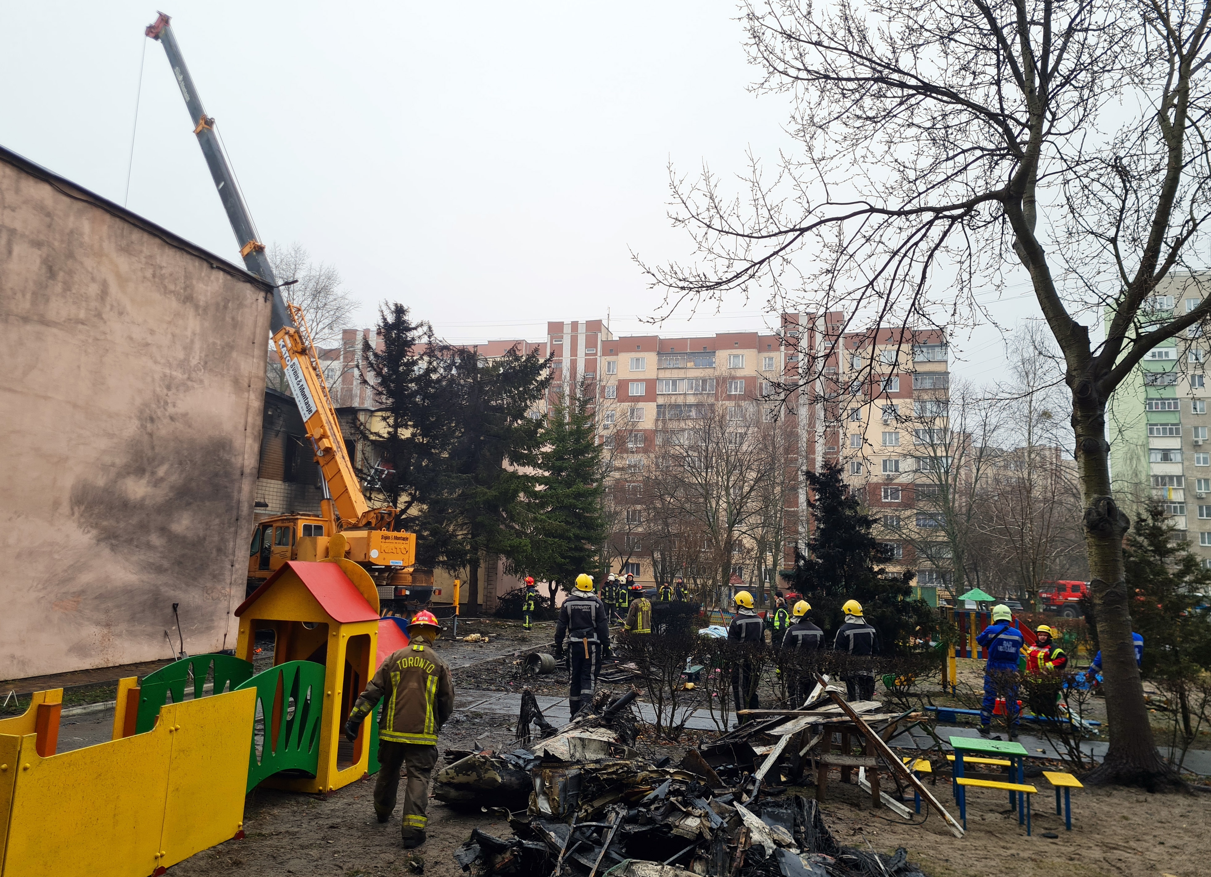 Ministrul ucrainean de interne și alți oficiali au murit după ce s-au prăbușit cu elicopterul lângă o grădiniță din regiunea Kiev