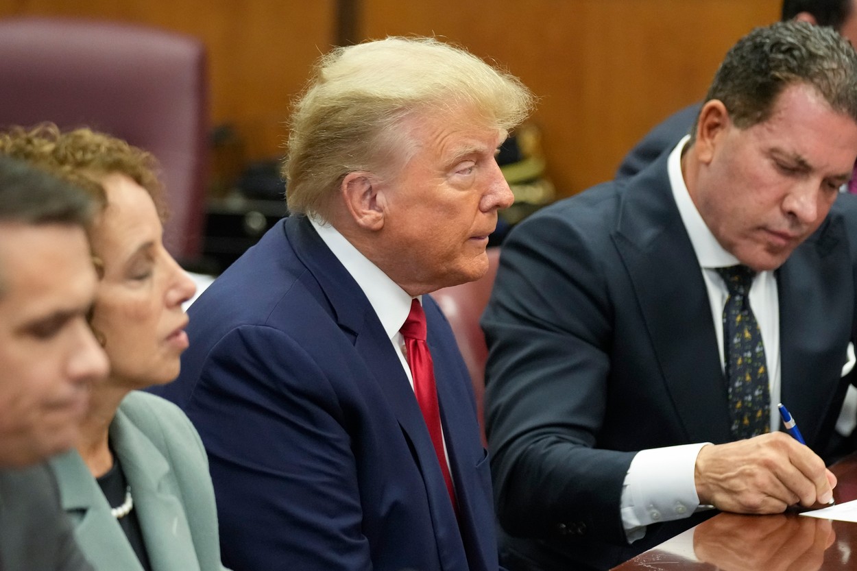 Donald Trump, judecat pentru 34 de capete de acuzare. Prima reacție: „Nu m-am gândit niciodată că s-ar putea întâmpla așa ceva în America”