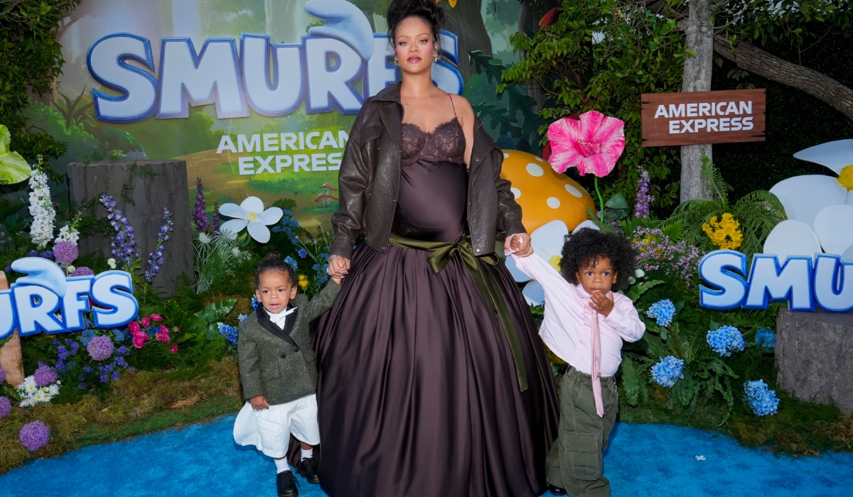 Rihanna a născut în secret. Prima imagine cu fetița și ce nume inedit i-a ales