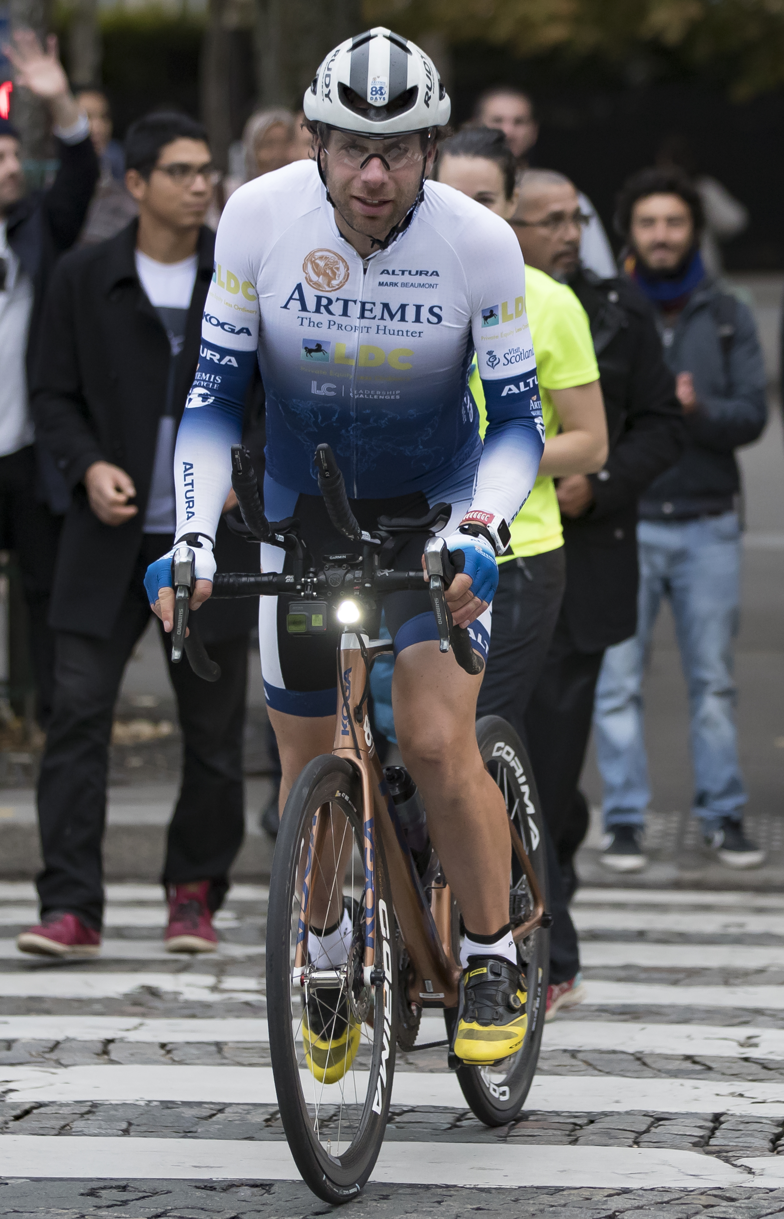 Mark Beaumont a făcut ocolul Pământului pe bicicletă în 78 de zile. Sportivul britanic a doborât recordul mondial
