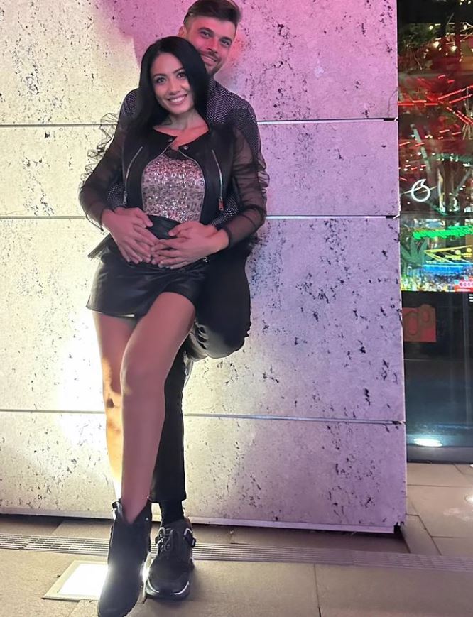 Marius Elisei s-a schimbat complet după despărțirea de Oana Roman. Cum își răsfață noua iubită