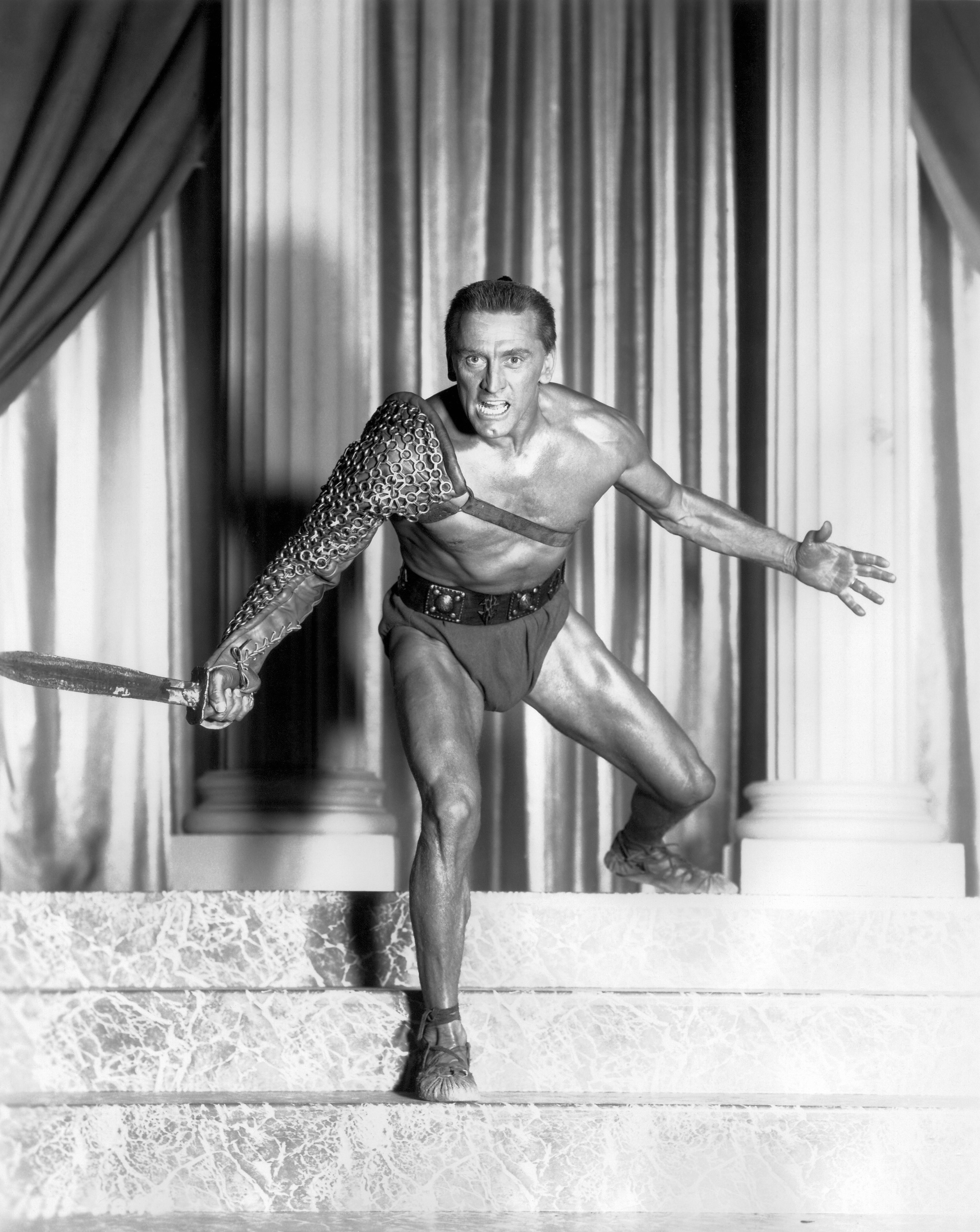 Actorul Kirk Douglas a murit la 103 ani. Mesajul transmis de fiul său, Michael Douglas