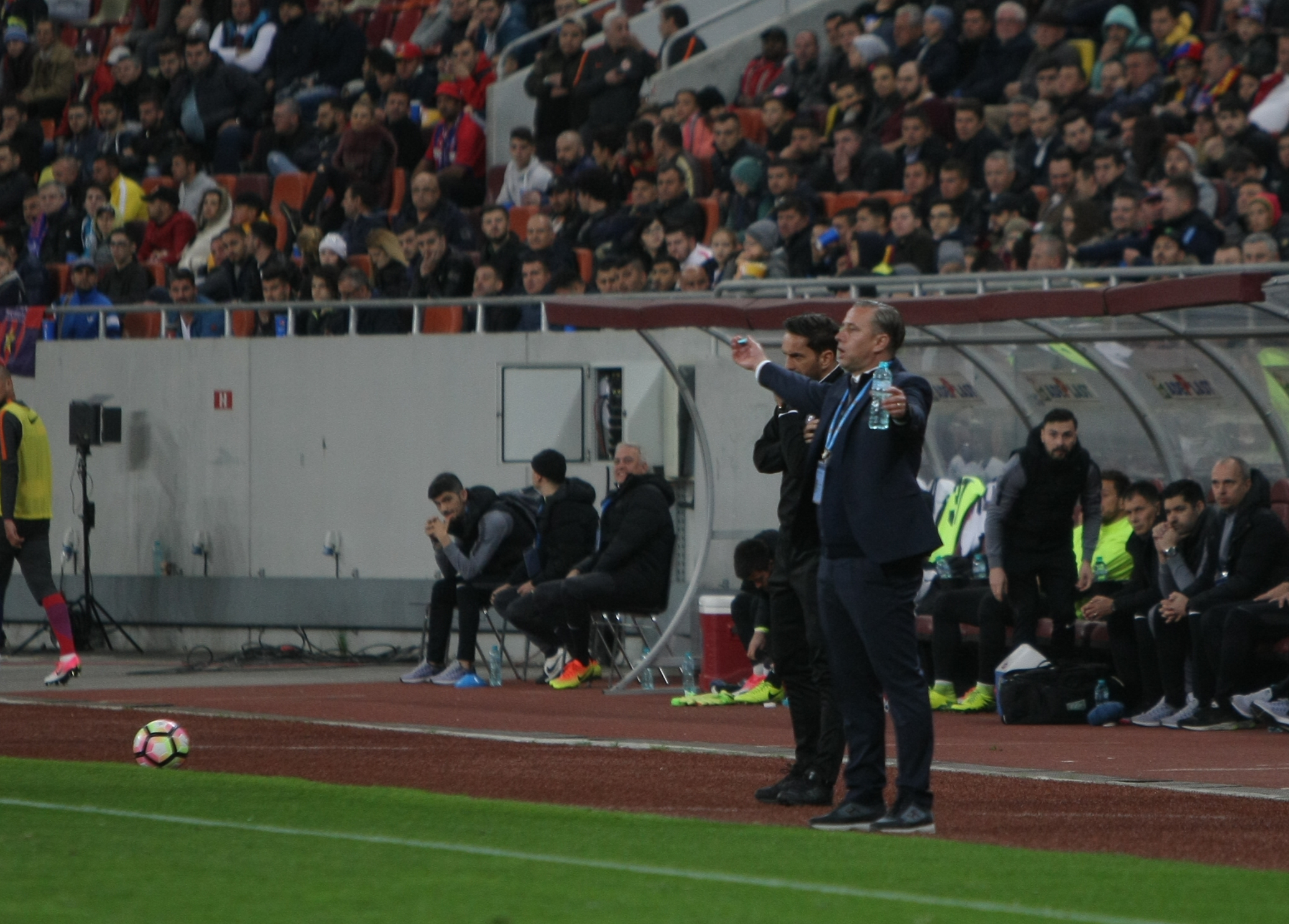 Liga 1, play-off, etapa a 7-a: FCSB - Viitorul 1-1. FCSBal de ratări! Gazdele, două penalty-uri neacordate și două bare! / FOTO&VIDEO