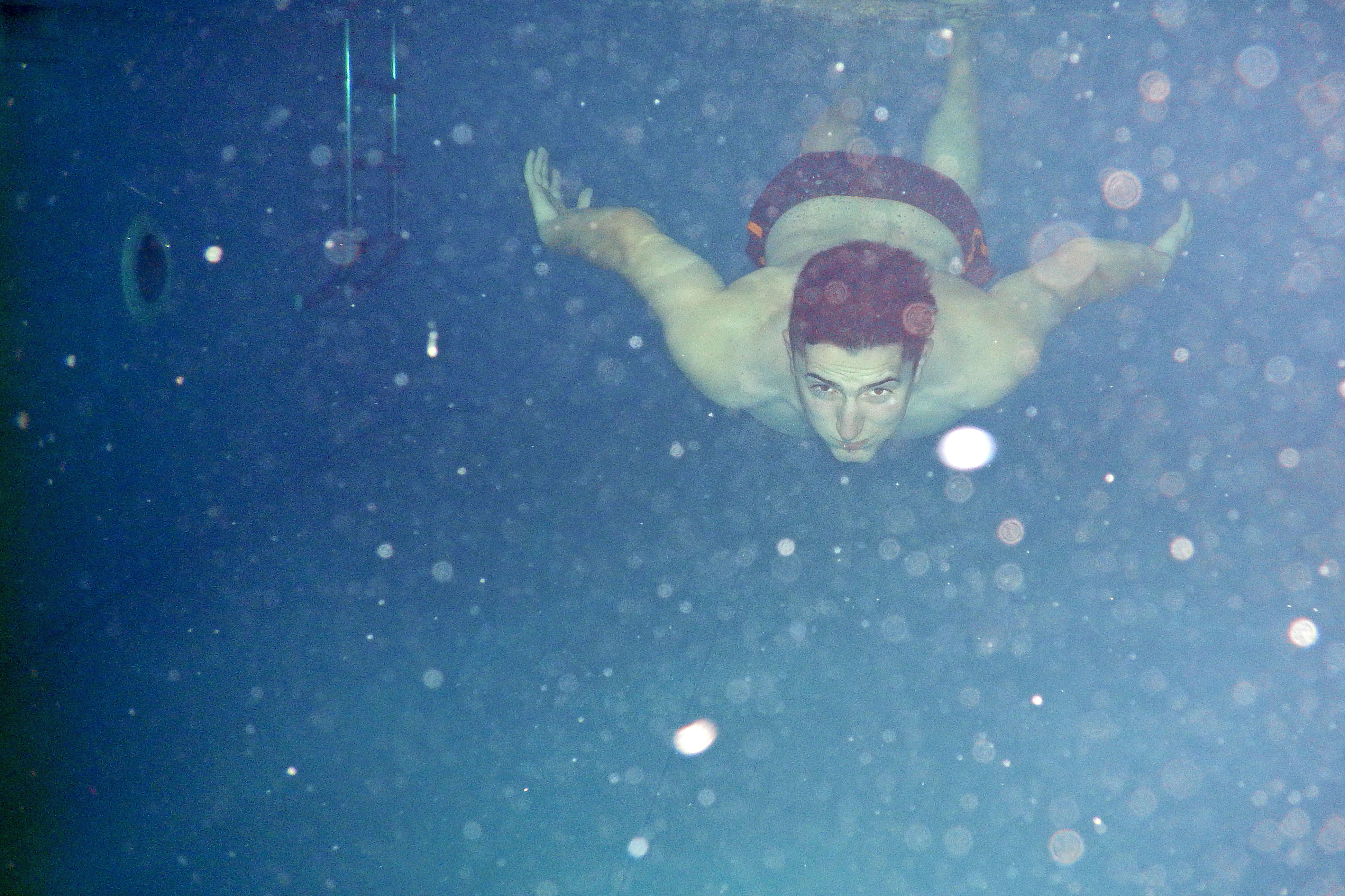 SUPER GALERIE FOTO / ”Suntem câinii din Atlantis!”. Selfie sub apă!