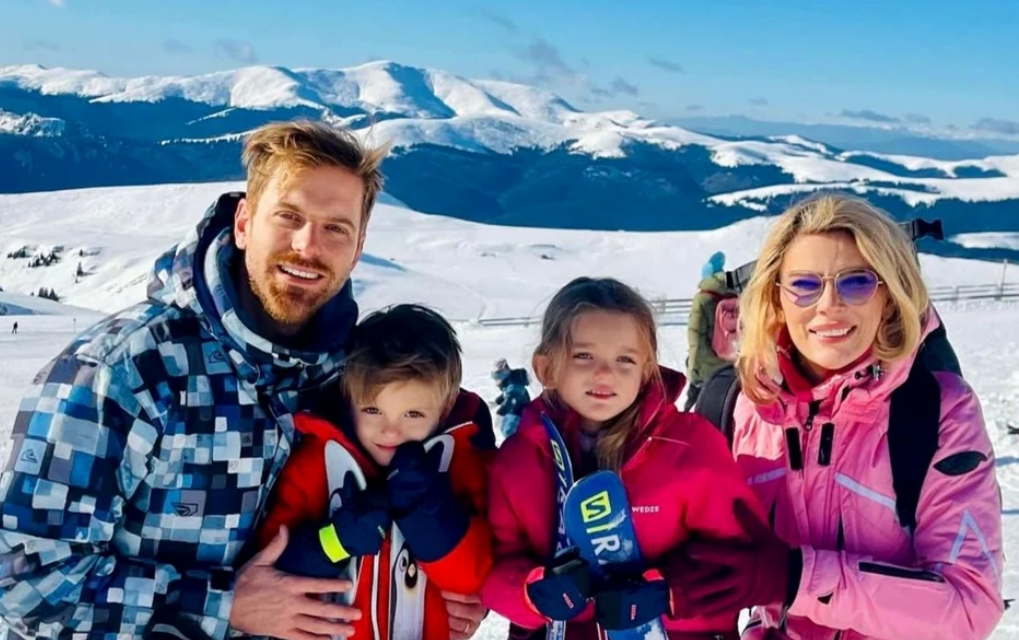 Alina Laufer și-a dus bebelușul de nici 4 luni la cota 2000, Sinaia! „A fost un frig de nu se poate, la restaurant nu era apă”