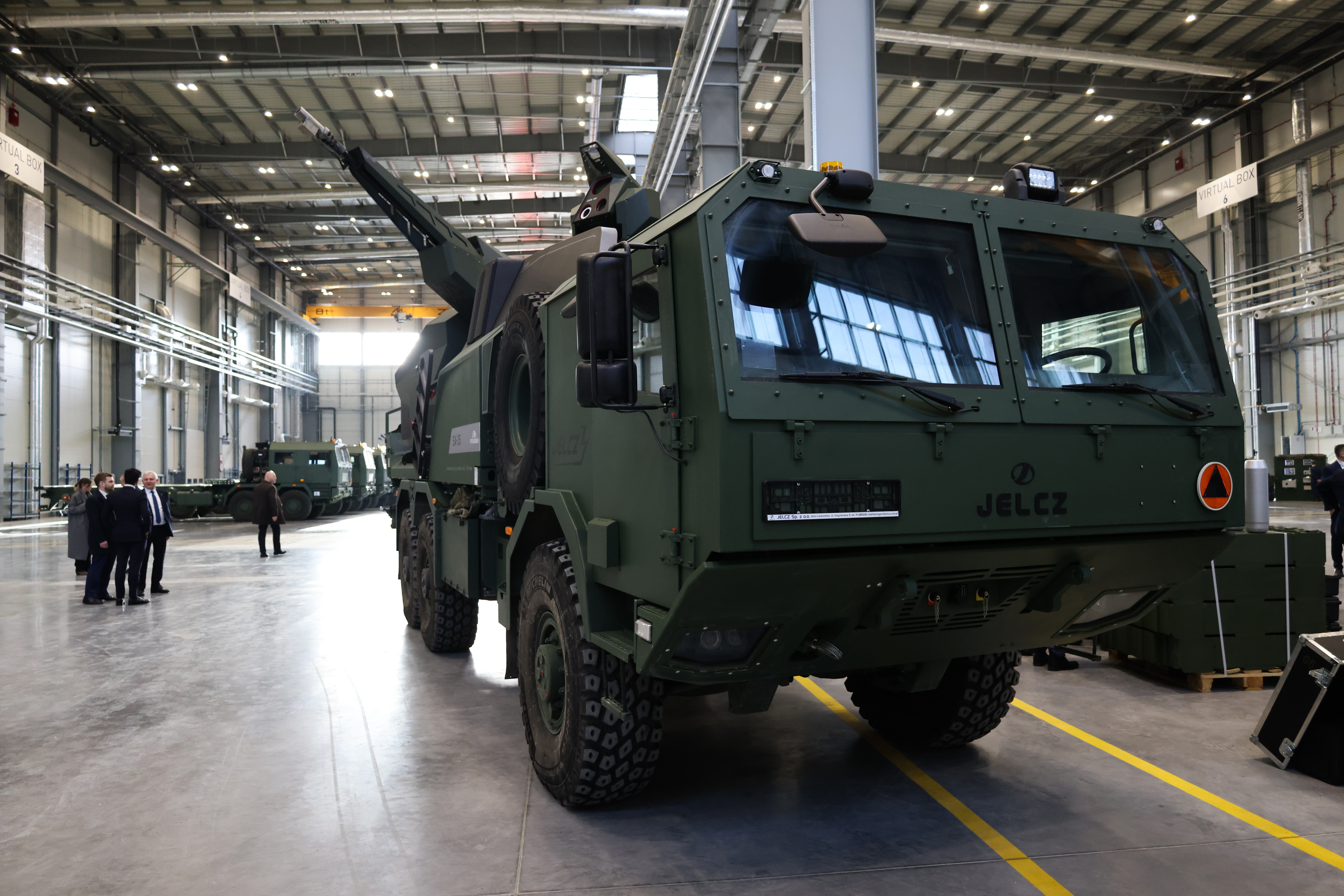 Spór o miliardy na zbrojenia. O co chodzi z programem SAFE w Polsce? Wszystko, co trzeba wiedzieć