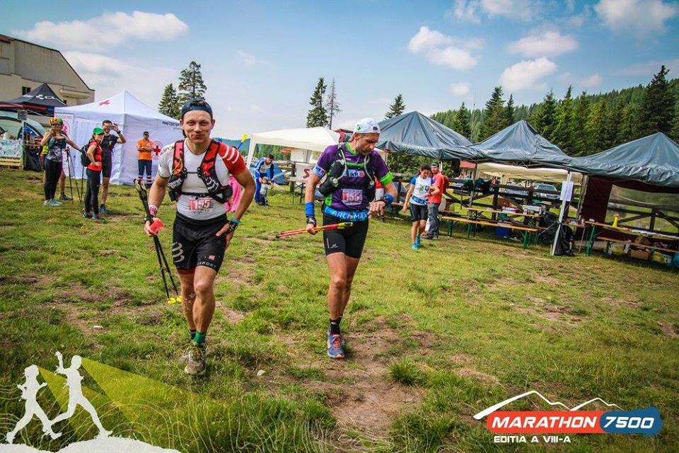 Aleargă pe munți în ritm nebun! Daniel Stroescu și Radu Milea nu ratează niciun podium la concursurile de alergare montană / GALERIE FOTO