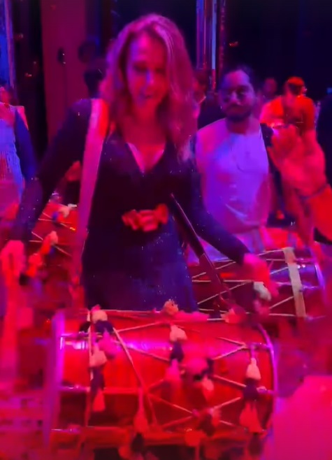 Iulia Vântur și Salman Khan, împreună la nunta fiului celui mai bogat om din India. Cei doi au făcut furori pe ringul de dans