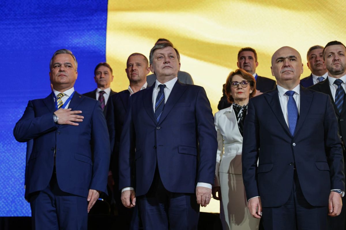 Crin Antonescu e oficial și candidatul PNL la alegerile prezidențiale din 2025