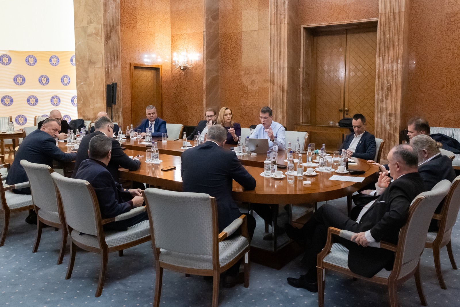 PSD, PNL, USR și UDMR, prima negociere pentru formarea viitorului Guvern: „Posibil candidat comun la alegerile prezidențiale”