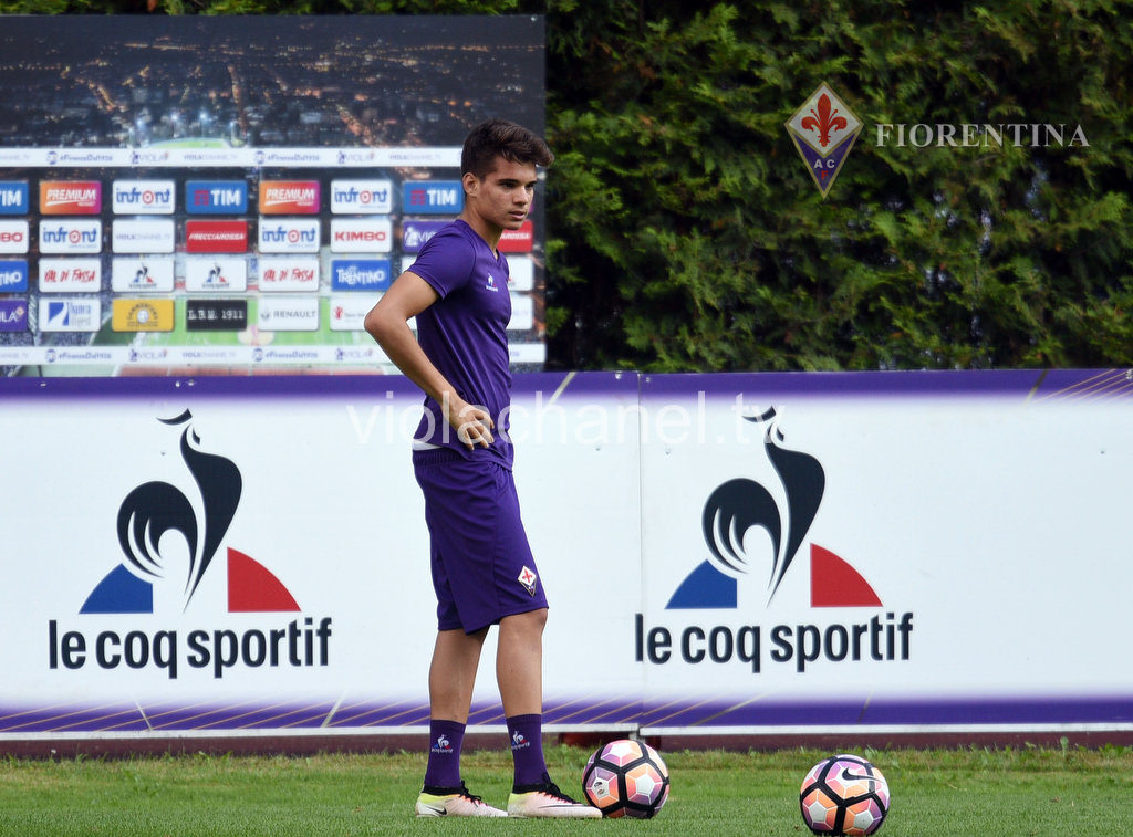 Ianis Hagi a fost titular și în al doilea amical disputat de Fiorentina GALERIE FOTO și VIDEO