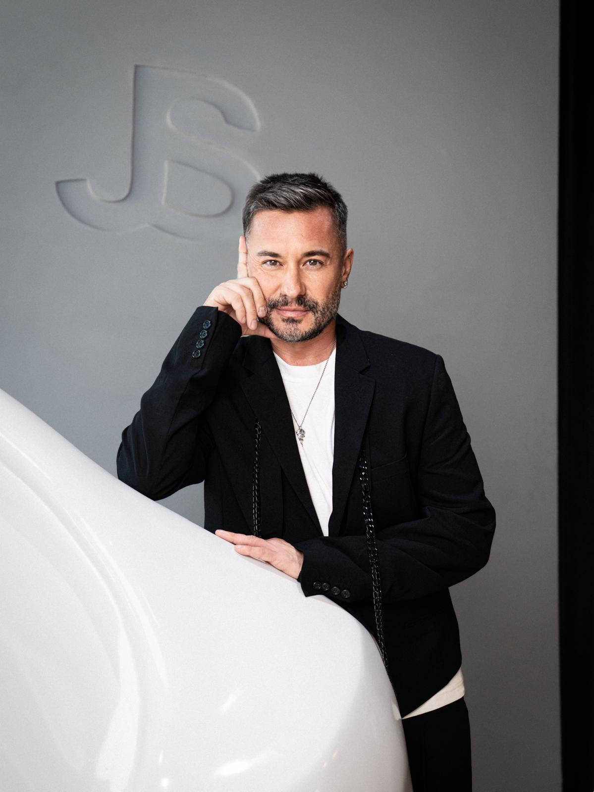 Tunsorile anului 2026. Ce culori și tonuri se poartă: Recomandările hairstylist-ului Adrian Perjovschi