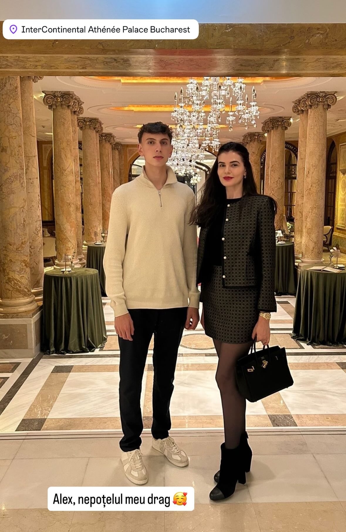 Cum a apărut Monica Gabor în timp ce face sport. Și-a pozat abdomenul bine lucrat la sală și a publicat imaginea. Cât de bine arată