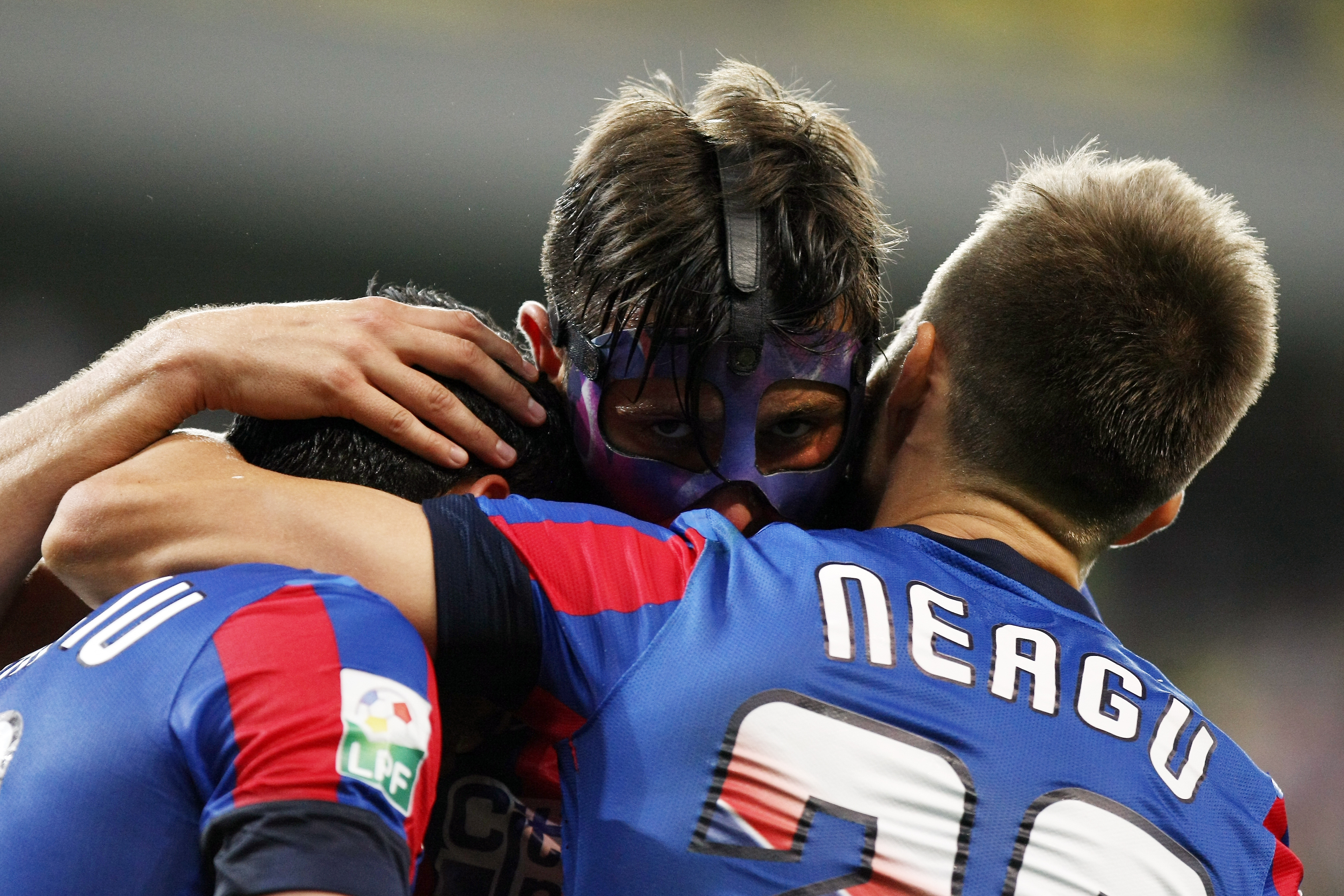 ASTRA - ASA 3-1 şi STEAUA - FC BOTOŞANI 2-0. Rocada mare / VIDEO
