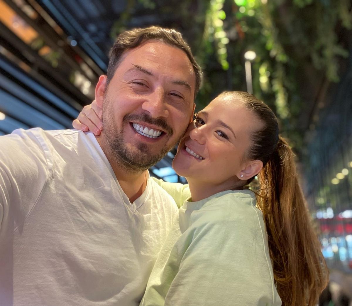 Ștefan Stan și soția lui s-au despărțit în secret. Când s-au separat, de fapt, și ce se întâmplă cu fetițele lor. „Un an foarte tumultuos”