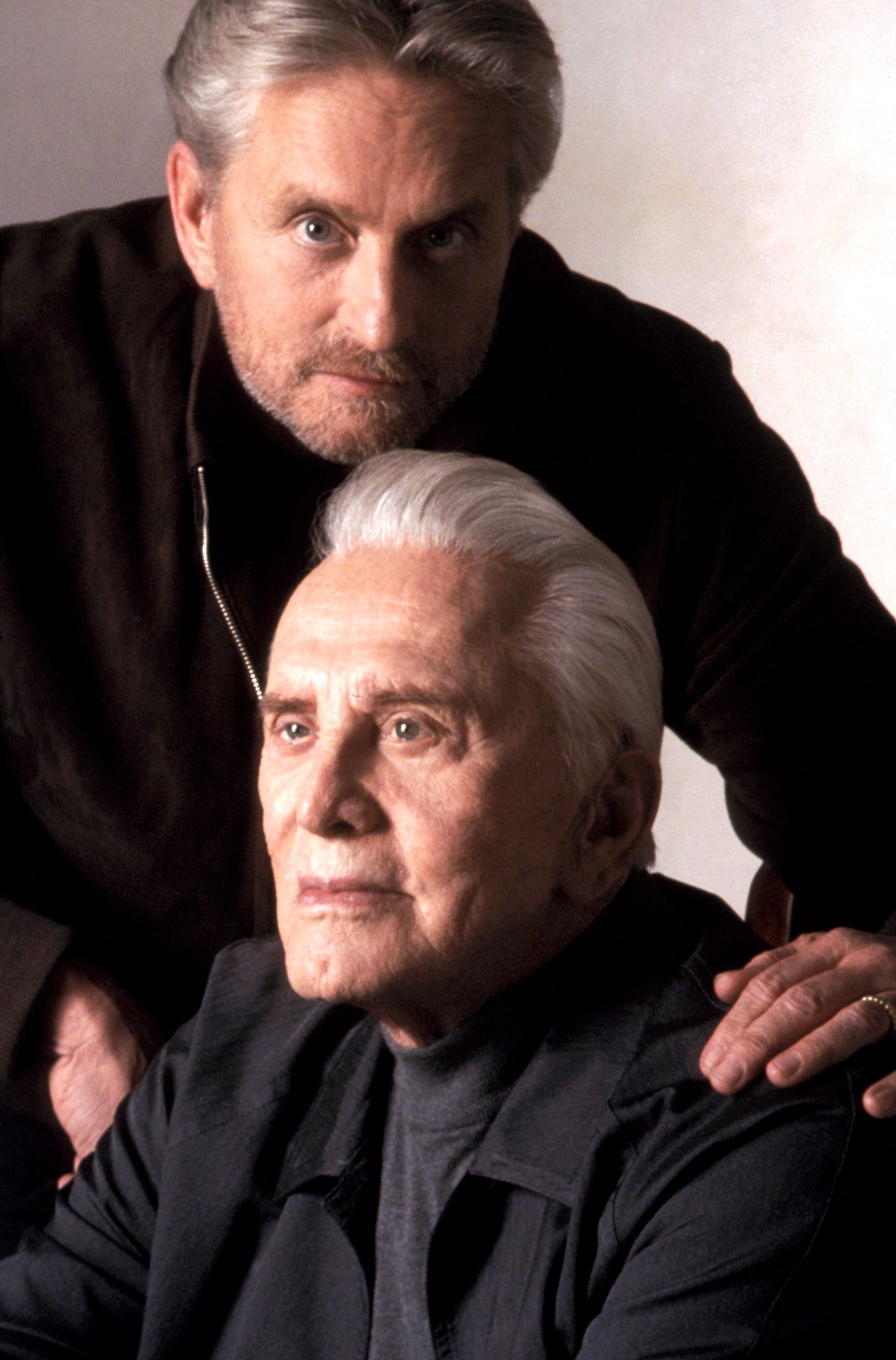 Actorul Kirk Douglas a murit la 103 ani. Mesajul transmis de fiul său, Michael Douglas