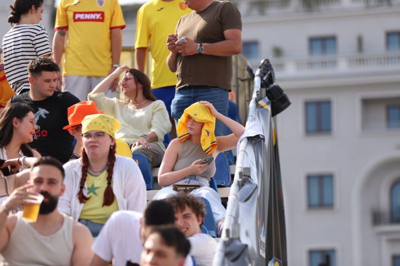 Fanii au urmărit România – Olanda pe ecrane gigant, la București, pe ploaie. Unde s-a văzut în Capitală meciul din „optimile” Euro 2024