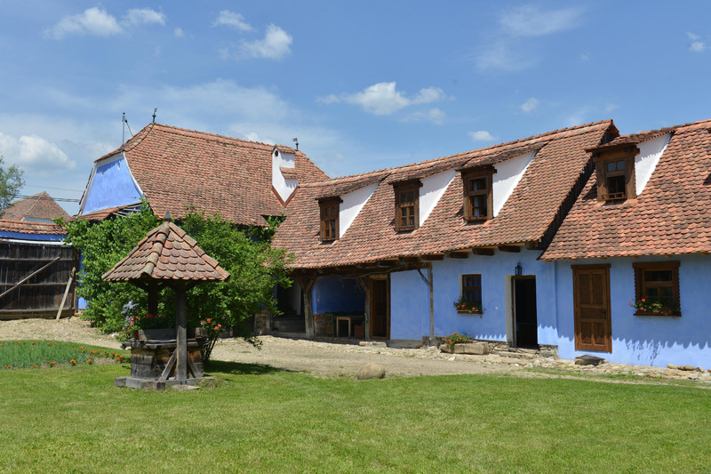 Imagini inedite din „Casa albastră”, proprietatea din România a prințului Charles