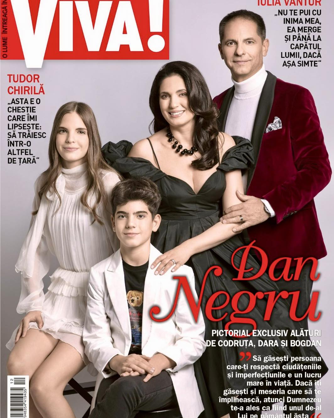 Imagini de colecție cu Dan Negru și familia lui. Cum arată acum Codruța și cei doi copii ai lor, Dara și Bogdan. „Biserica de acasă”