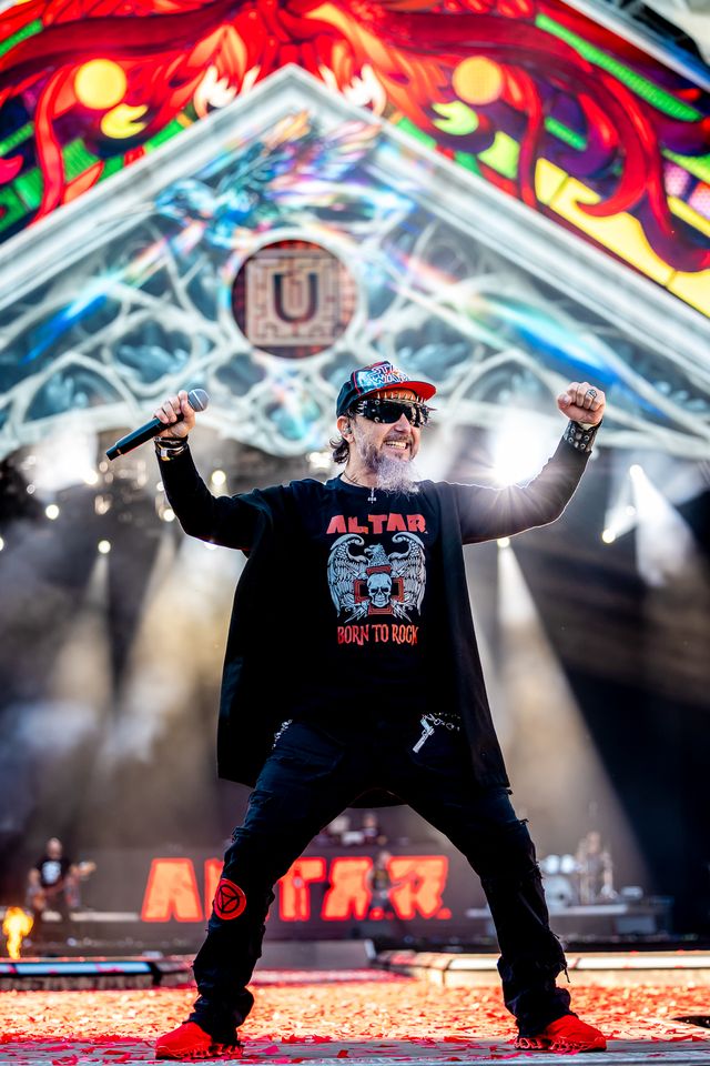 Peste 120.000 de fani au fost prezenți la Untold 2025, în a doua zi a festivalului. Ce artiști vor urca pe scenă în această seară