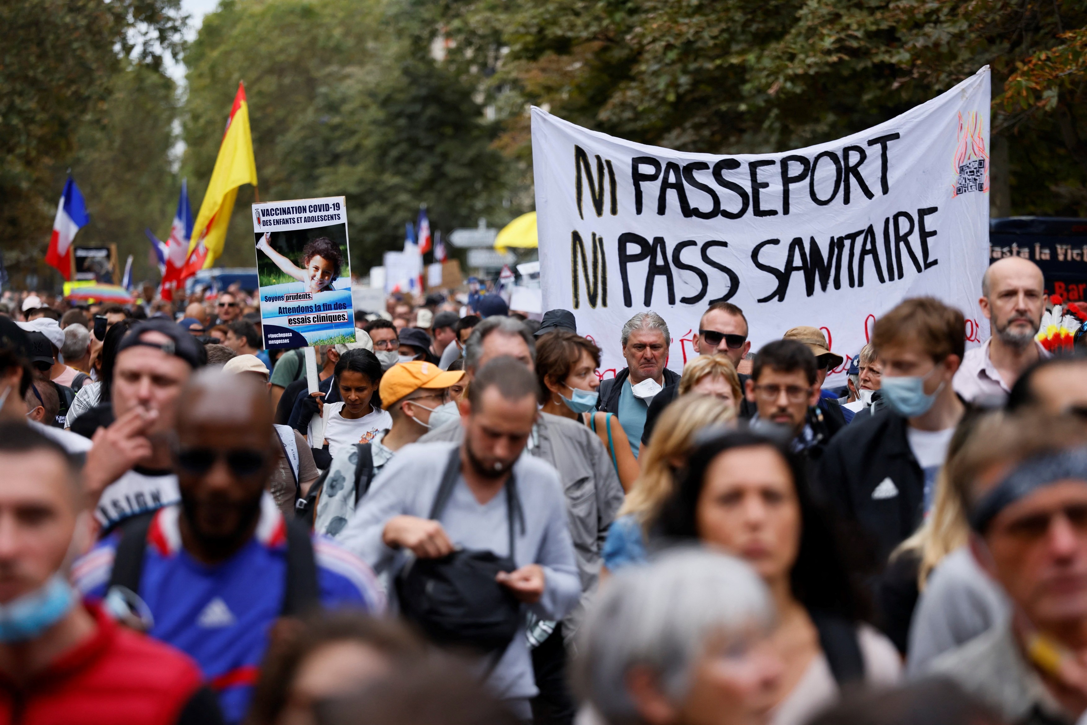 Noi proteste cu zeci de mii de participanți în Franţa, Austria şi Turcia împotriva pașaportului sanitar