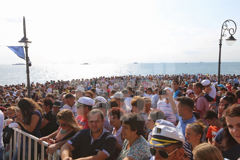 UPDATE. LIVE VIDEO. Evenimente organizate de Ziua Marinei 2017. Exercițiu demonstrativ cu 3.000 de militari. Ce se întâmplă la Constanța / FOTO&VIDEO