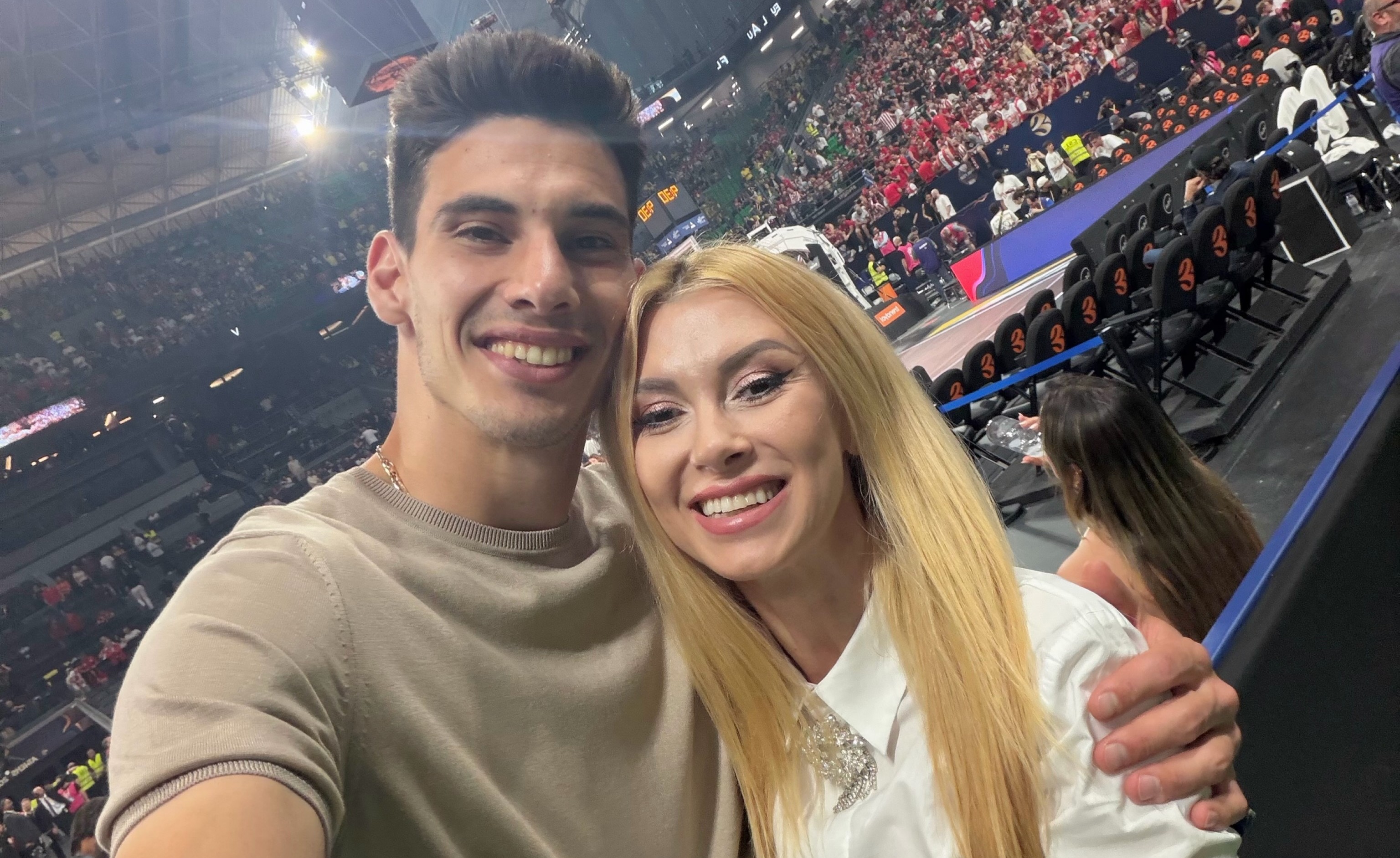 Victor Cornea reacționează după ce Andreea Bălan a fost acuzată că îi distruge cariera. „Cred în forțele mele. Am auzit multe comentarii”