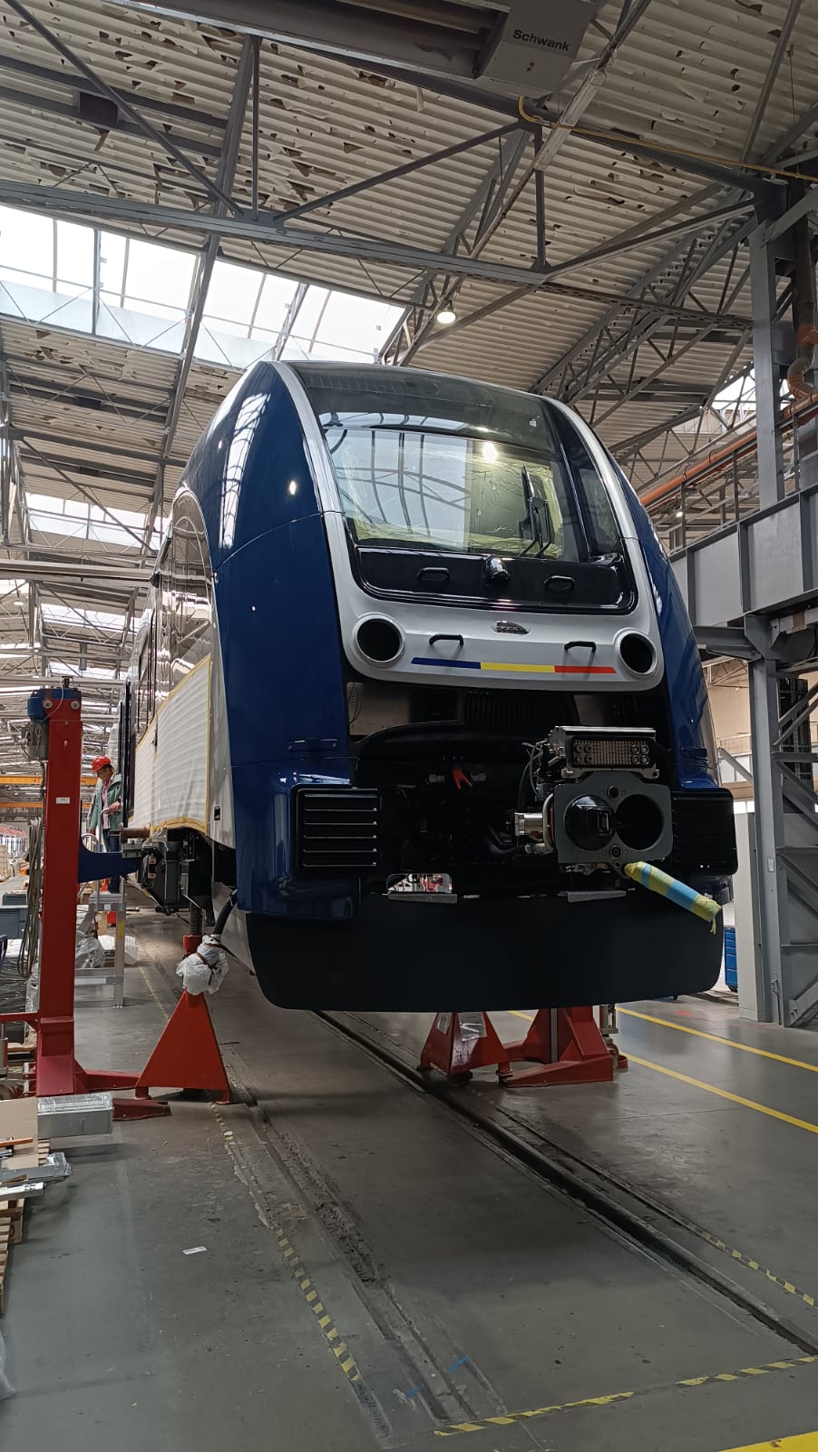 Cum arată primul tren electric regional produs în Polonia, care ajunge în România luna aceasta: investiție de peste 2,7 miliarde lei