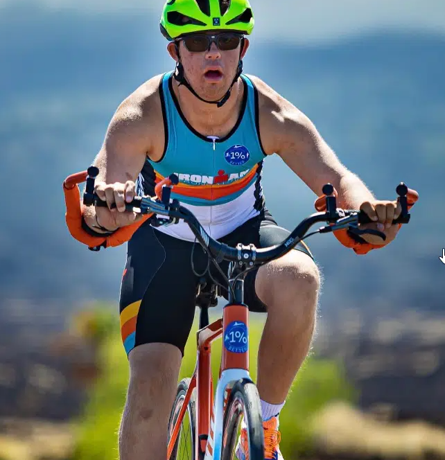 Primul atlet cu sindrom Down care termină cel mai faimos concurs Ironman din lume: „Barierele au căzut”