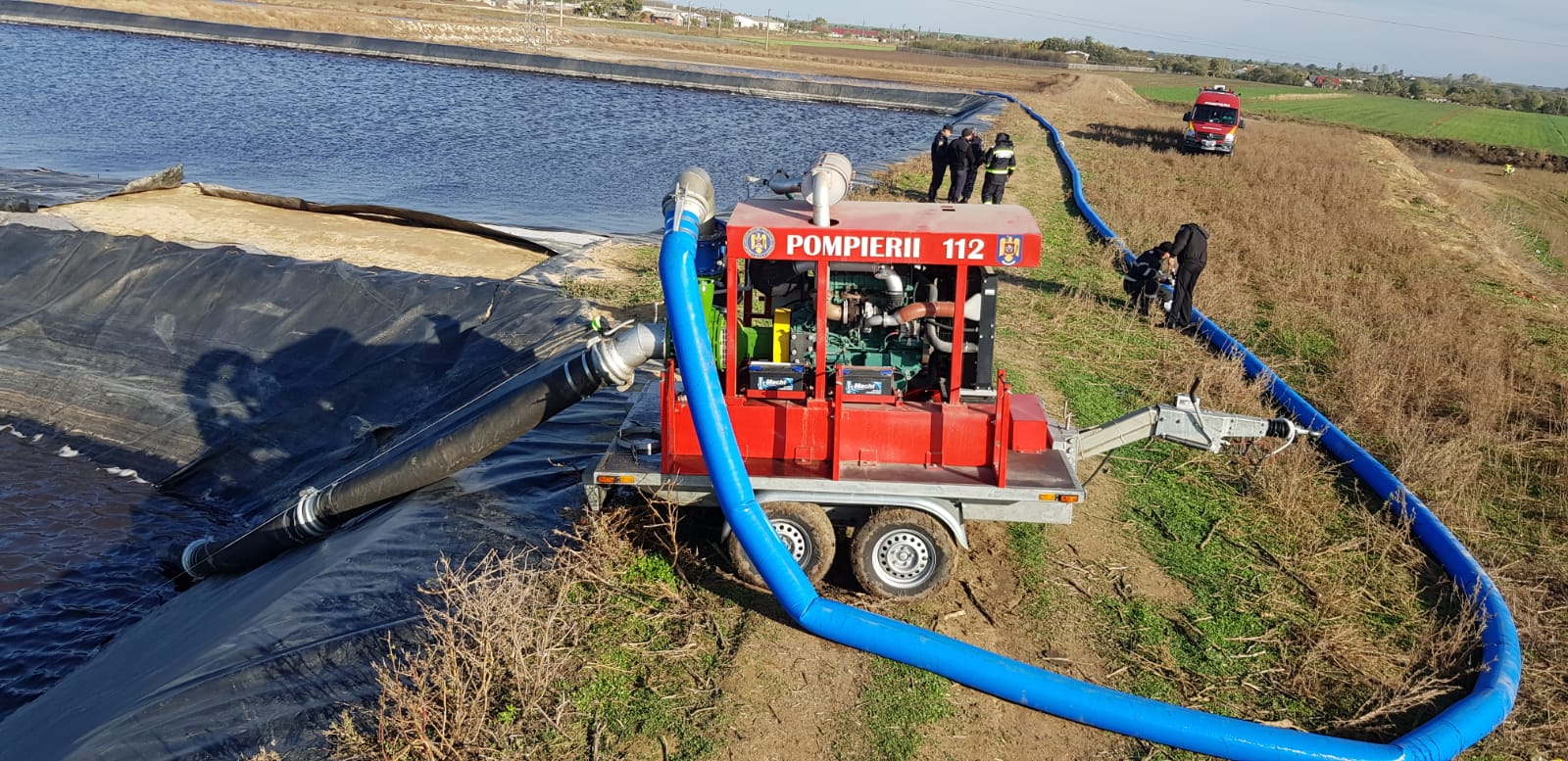 UPDATE | Copilul de 8 ani din Constanța, de negăsit de trei zile. Pompierii îl caută într-un bazin cu dejecții