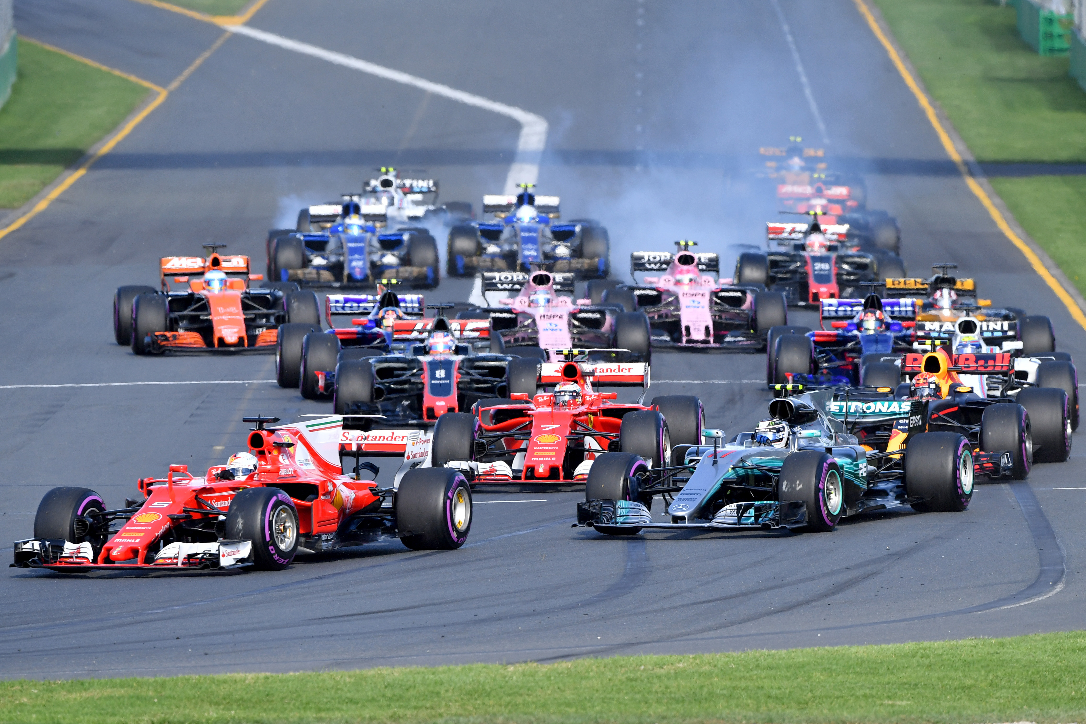 Sebastian Vettel a câștigat Marele Premiu de Formula 1 al Australiei | FOTO