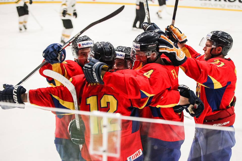 România a învins Spania și s-a calificat la Campionatul Mondial, Divizia I