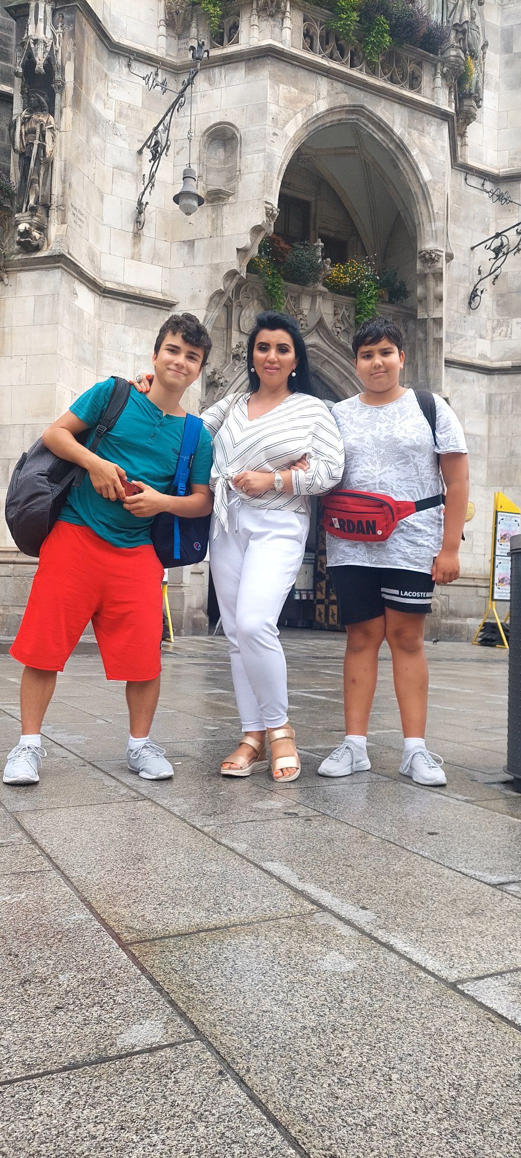 Copiii lui Silviu Prigoană nu vor să se întoarcă la mama lor, după decesul tatălui. Adriana Bahmuțeanu, cu poliția la casa fostului soț