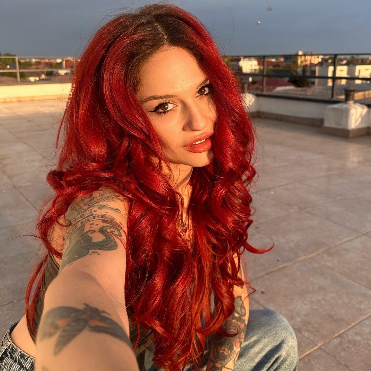 Ce a obligat-o instanța pe Marilu Dobrescu să facă pe internet, după ce Iustin Petrescu a reușit o primă victorie în proces: „Schimbă sentința”