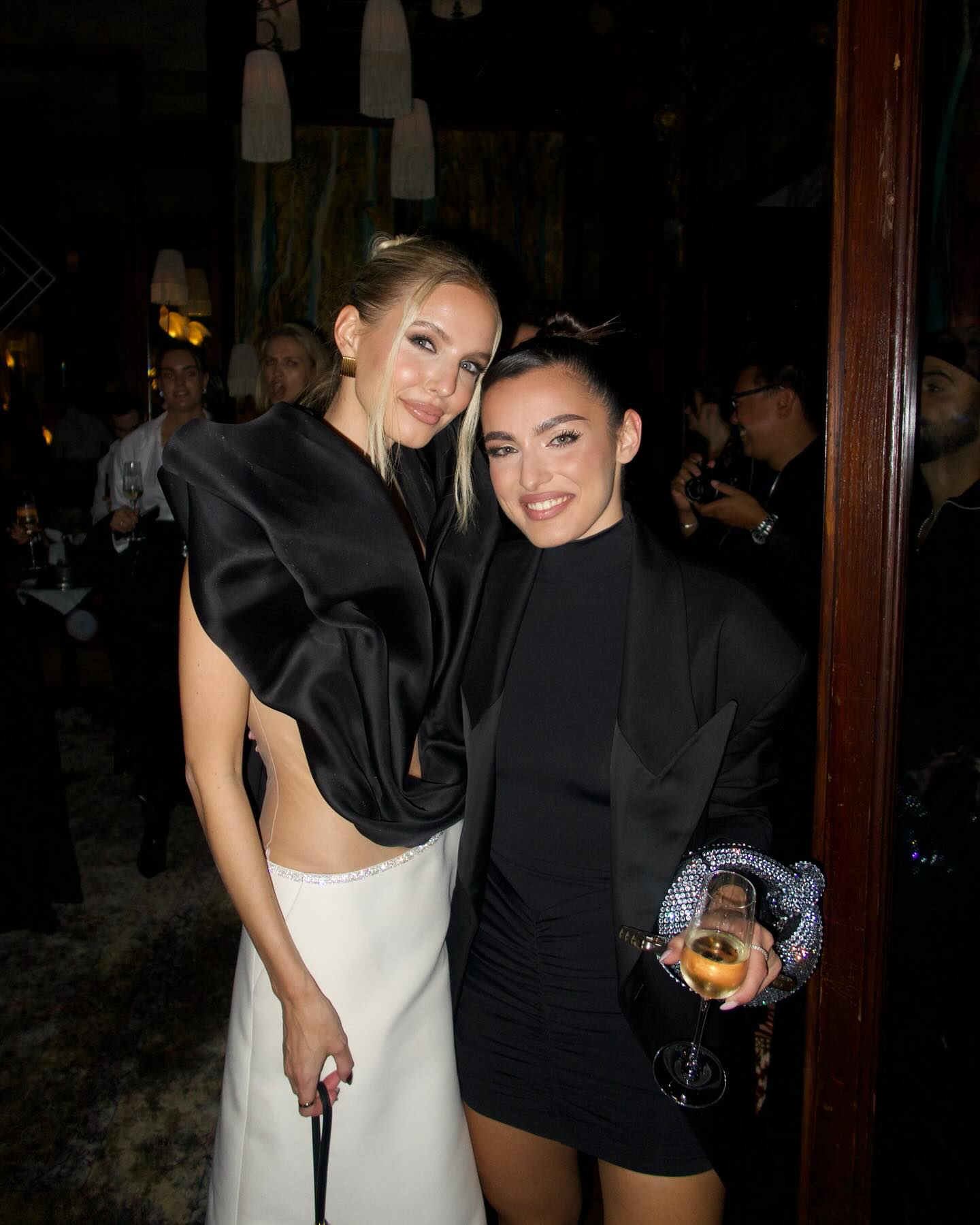 Alexia Eram, apariție alături de un actor celebru din „Emily in Paris”. Cum a reacționat Andreea Esca