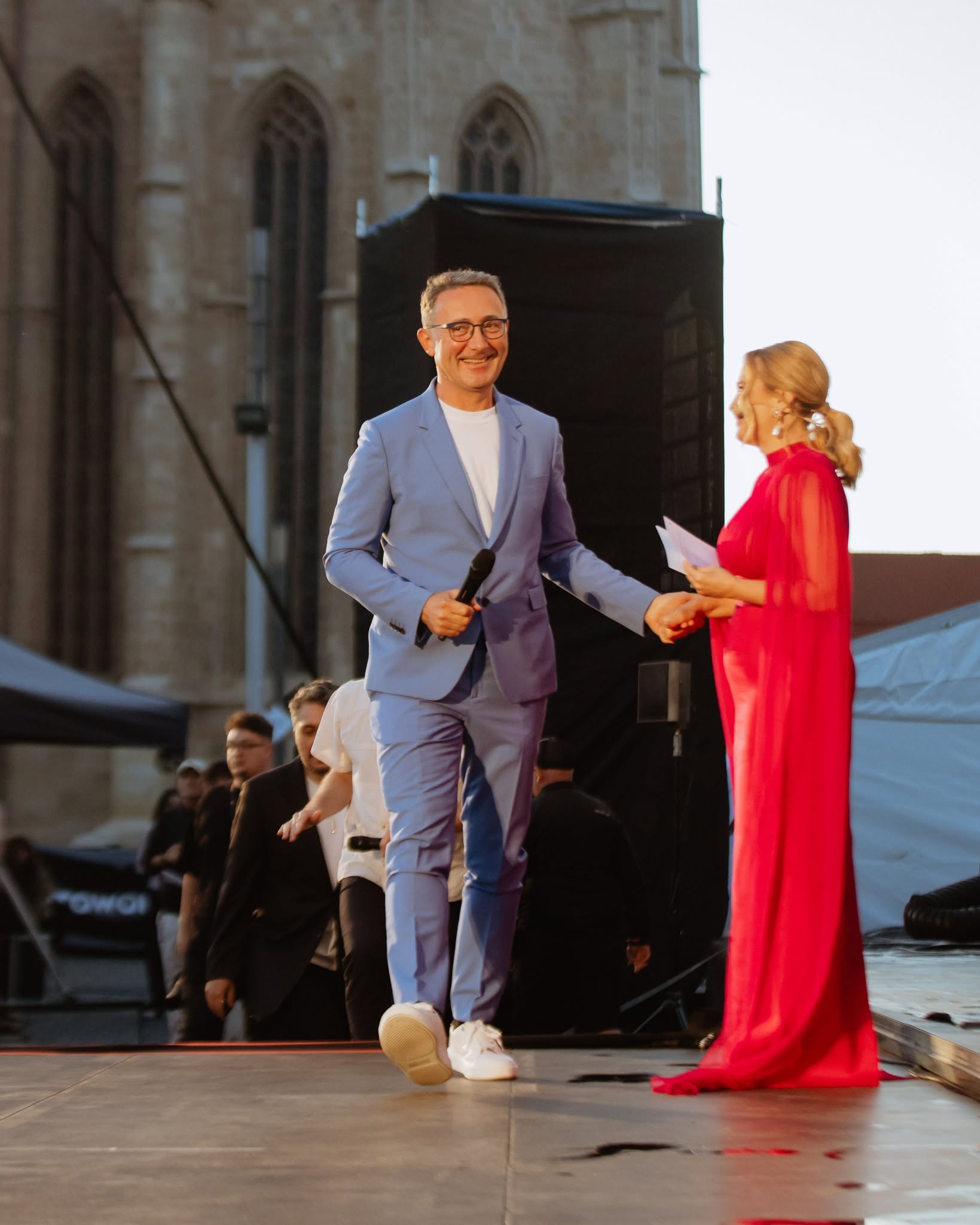 Vedete pe covorul roșu la TIFF 2026. Florin Piersic a sărutat-o pe frunte pe Nadia Comăneci în fața tuturor celor prezenți