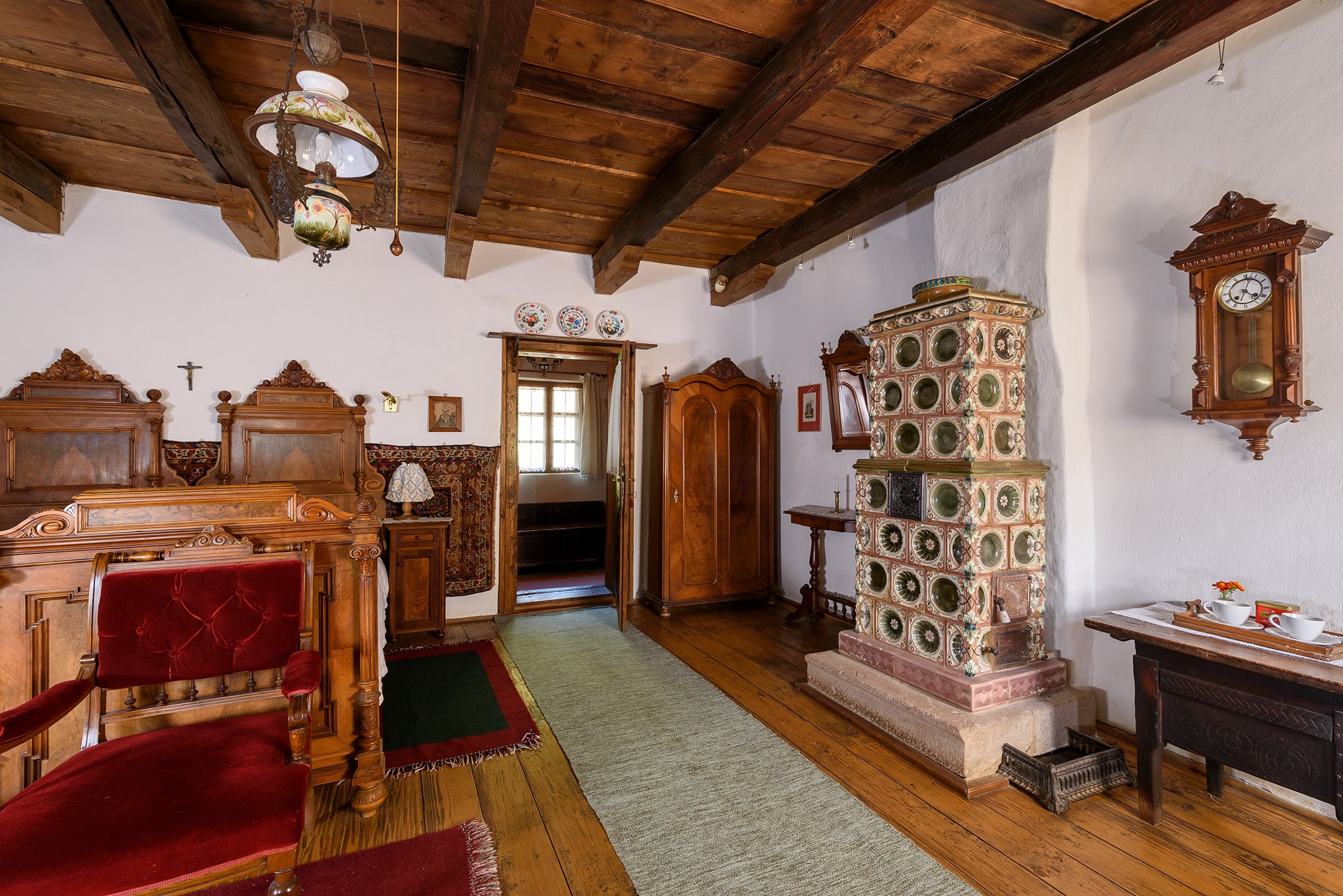 The New York Times a vizitat înainte de încoronare casa din Transilvania a regelui Charles, una dintre cele 56 de cabane, 12 case și 7 palate pe care acesta le deține
