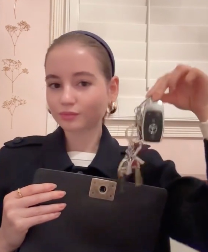 Cum vrea Irina Columbeanu să câștige bani în România. Are în plan să-i doneze totul tatălui ei