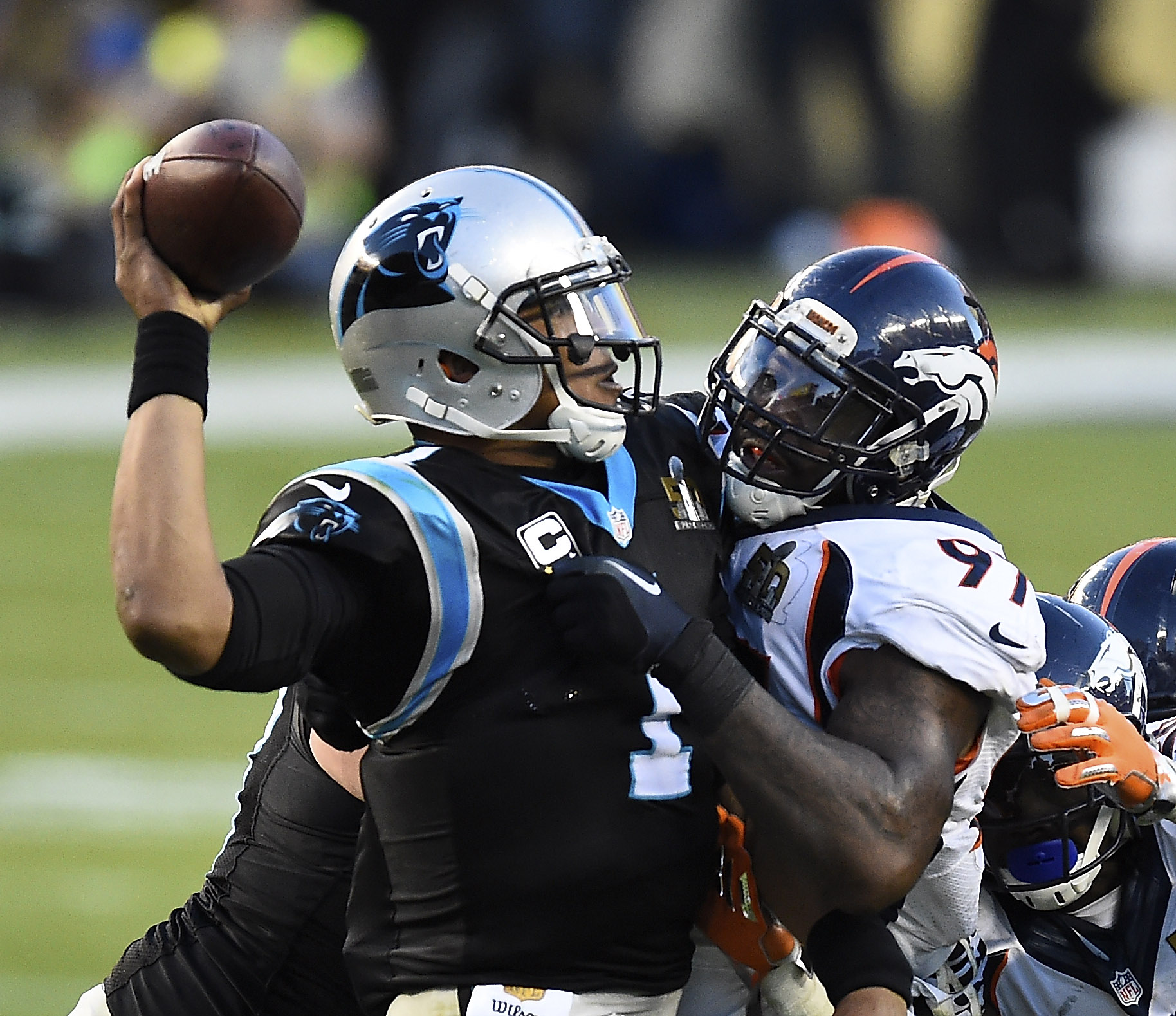 Denver Broncos a câștigat Super Bowl 50, ^după o finală de vis cu Carolina Panthers / GALERIE FOTO&VIDEO