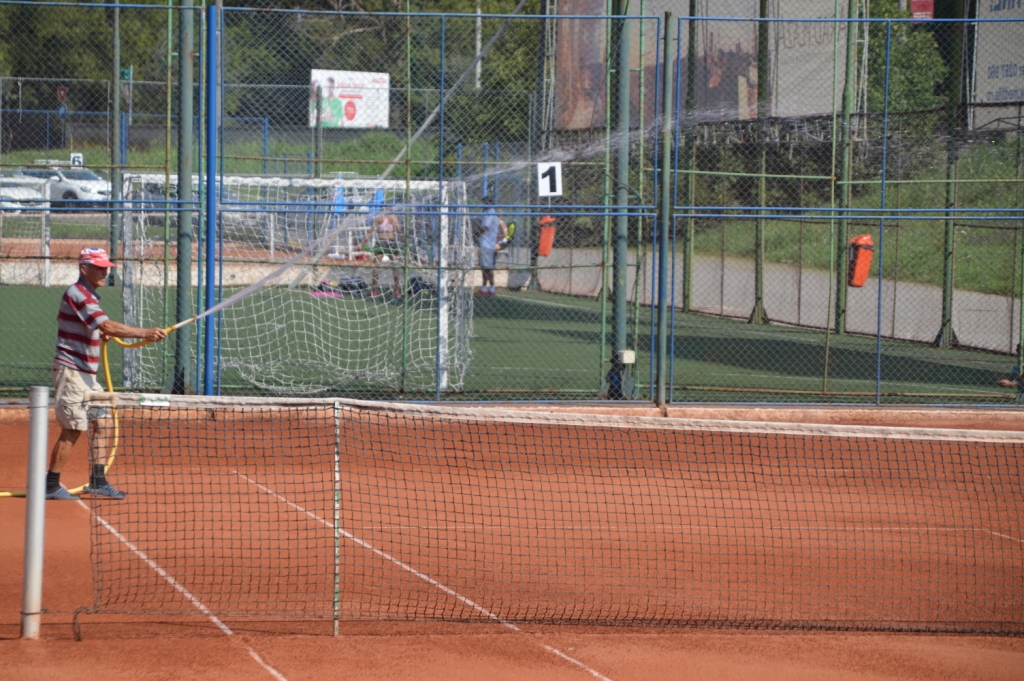 Ioana Loredana Roșca și-a adus buldogul francez la Arad. Fata a câștigat Roland Garros-ul la junioare / GALERIE FOTO