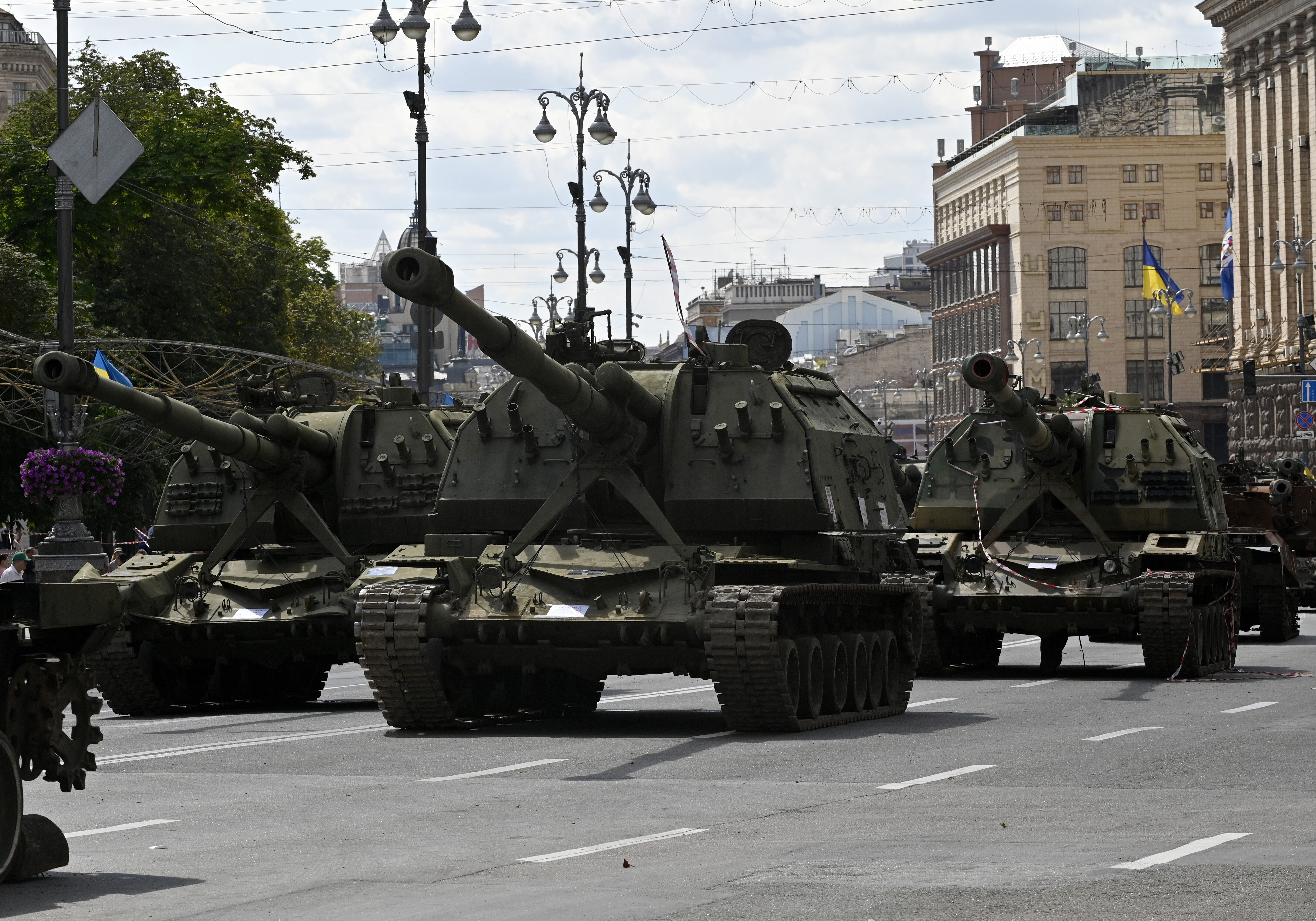 Döbbenet! Megsemmisült az ukrán fronton az orosz tank, ami az 56-os magyar forradalomban is részt vett