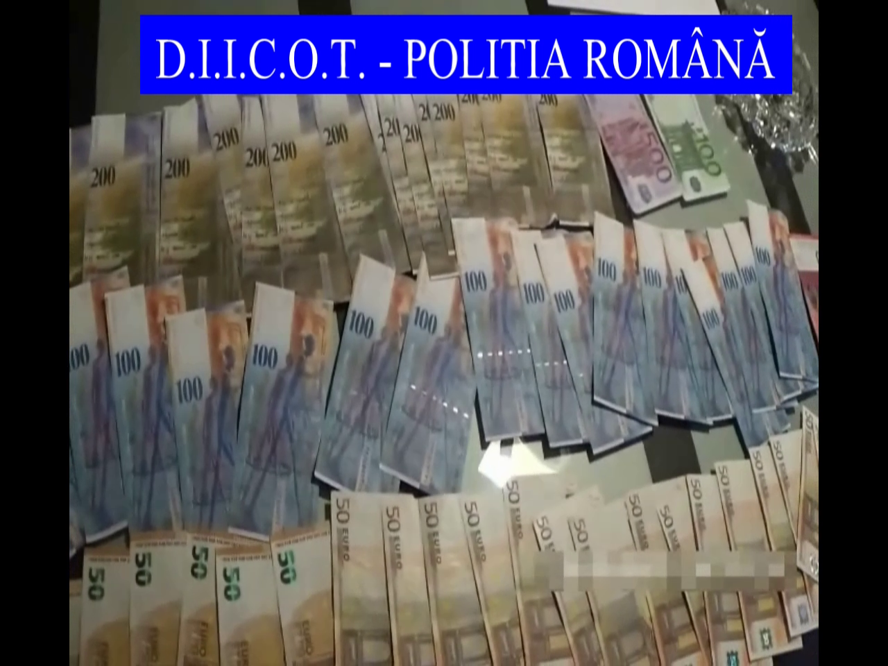 Rețea de proxeneți răspândită în șase județe, destructurată de DIICOT. Fetele forțate să se prostitueze i-au îmbogățit cu 5 milioane de euro