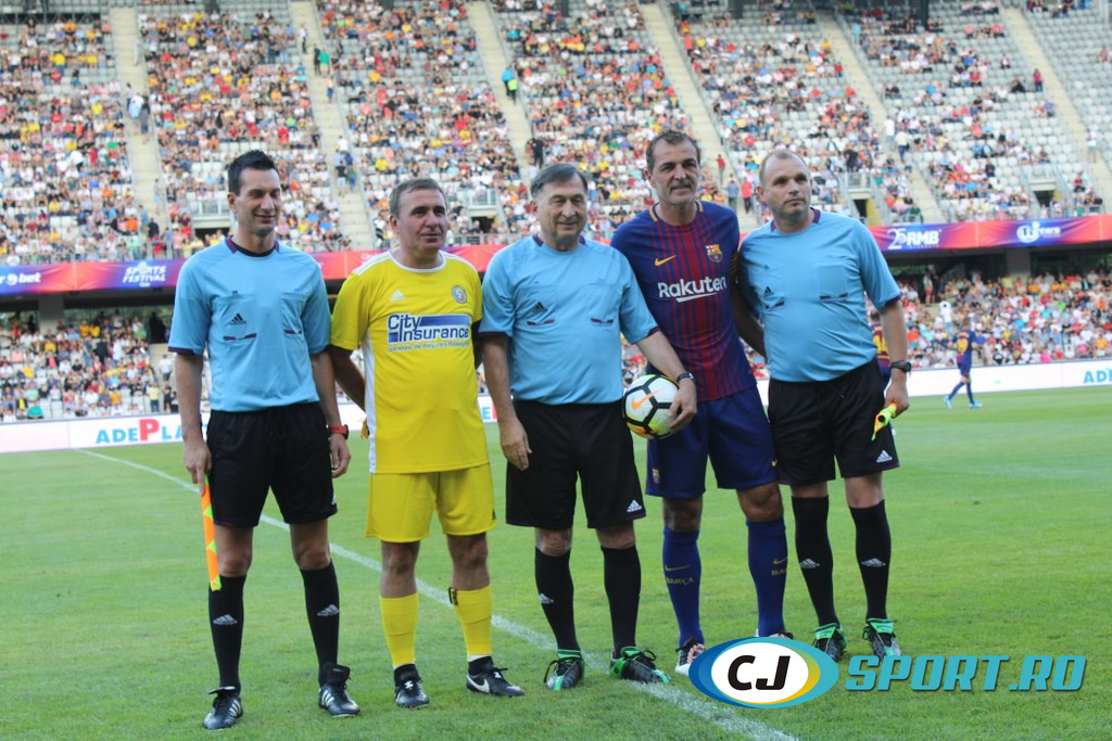 Generația de Aur - Legendele Barcelonei 0-2. ”Regele” a marcat pentru catalani! 25.000 de oameni au făcut valuri mexicane