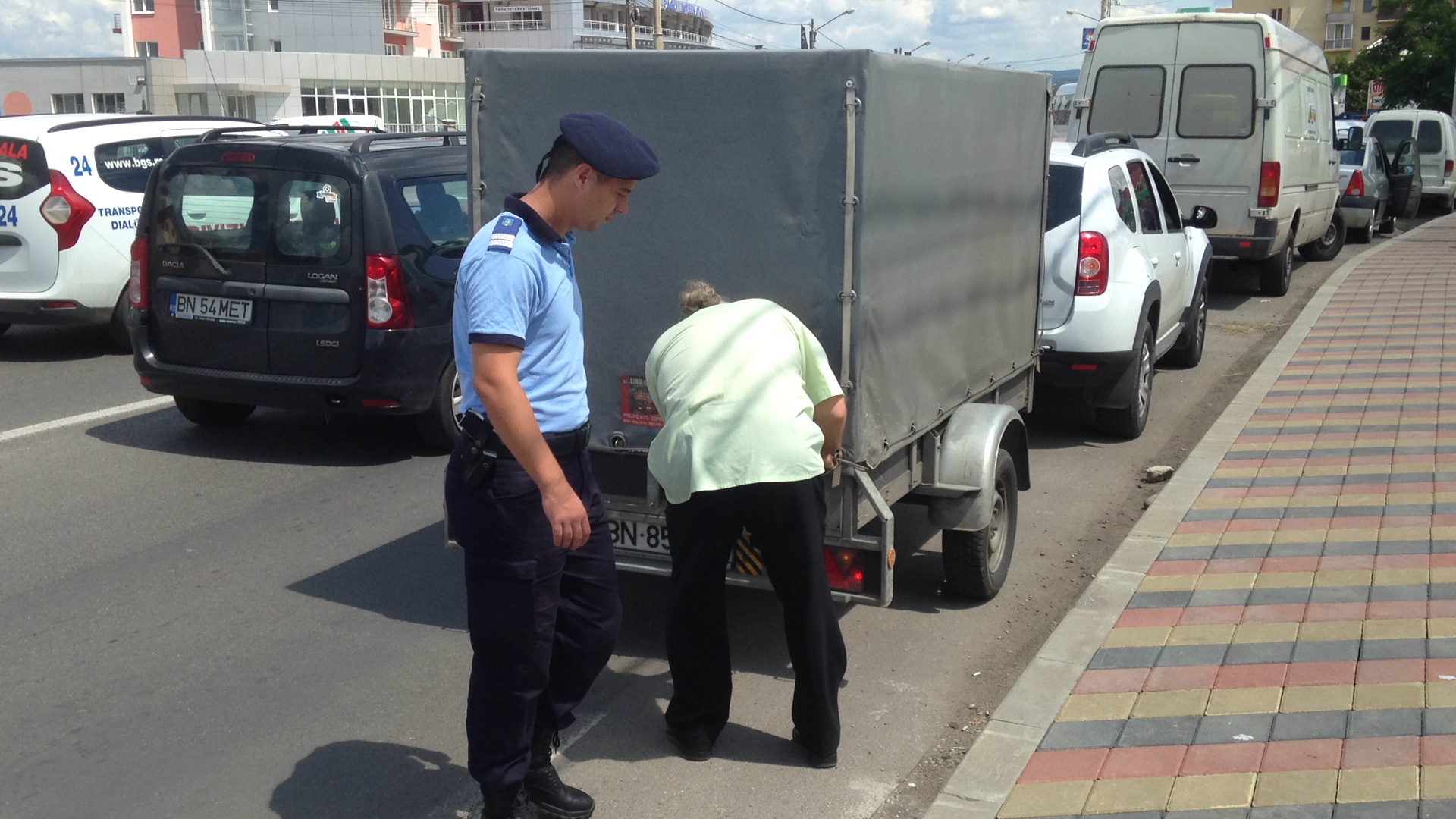 Autorul jafului din Bistrița a fost prins. Un polițist a fost împușcat în timpul ambuscadei | VIDEO