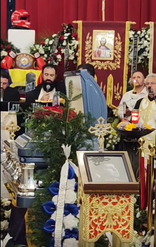 Mihai Leu a fost înmormântat la Hunedoara. Sute de persoane și mai multe mașini de raliu, cu motoarele turate, l-au condus pe ultimul drum