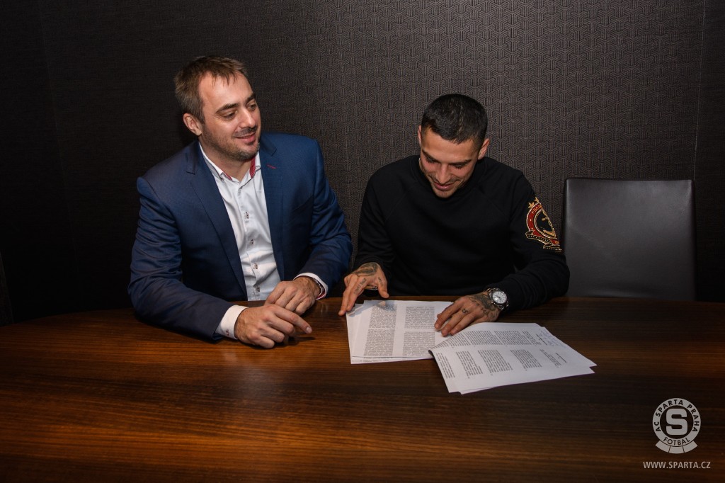 Nicolae Stanciu este oficial jucătorul echipei Sparta Praga. ”Am ambiții mari, sunt obișnuit cu presiunea” / GALERIE FOTO&VIDEO